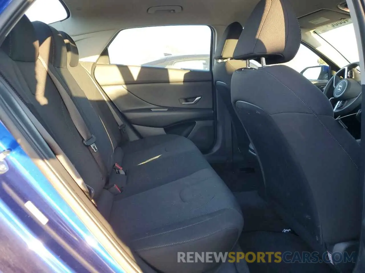 10 fotografías del automóvil dañado KMHLL4AG1PU583197 HYUNDAI ELANTRA 2023