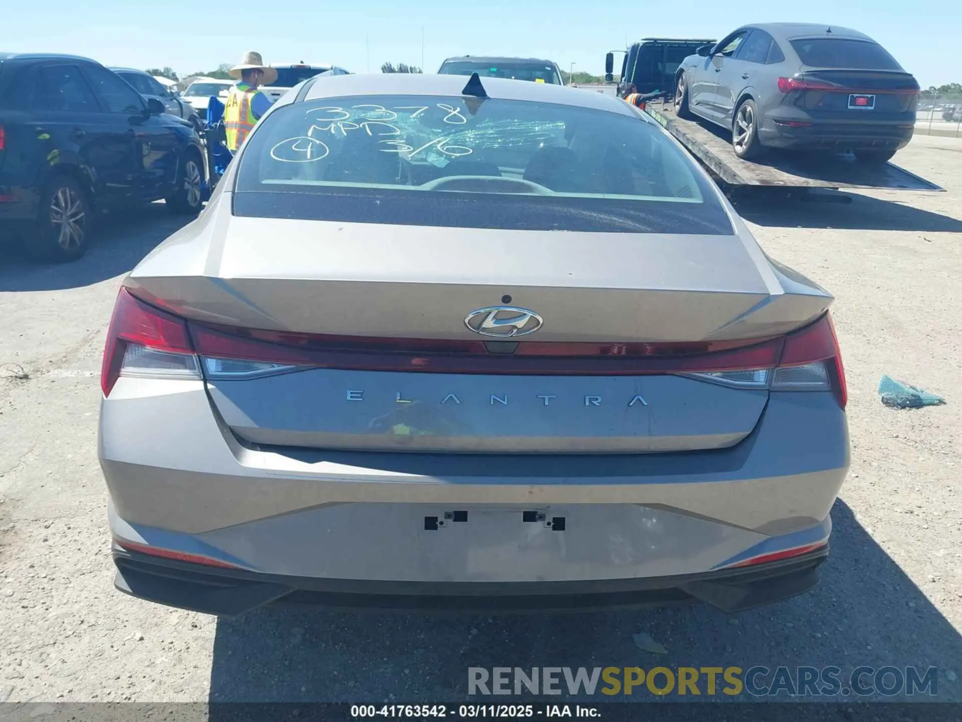 16 fotografías del automóvil dañado KMHLL4AG9PU483378 HYUNDAI ELANTRA 2023