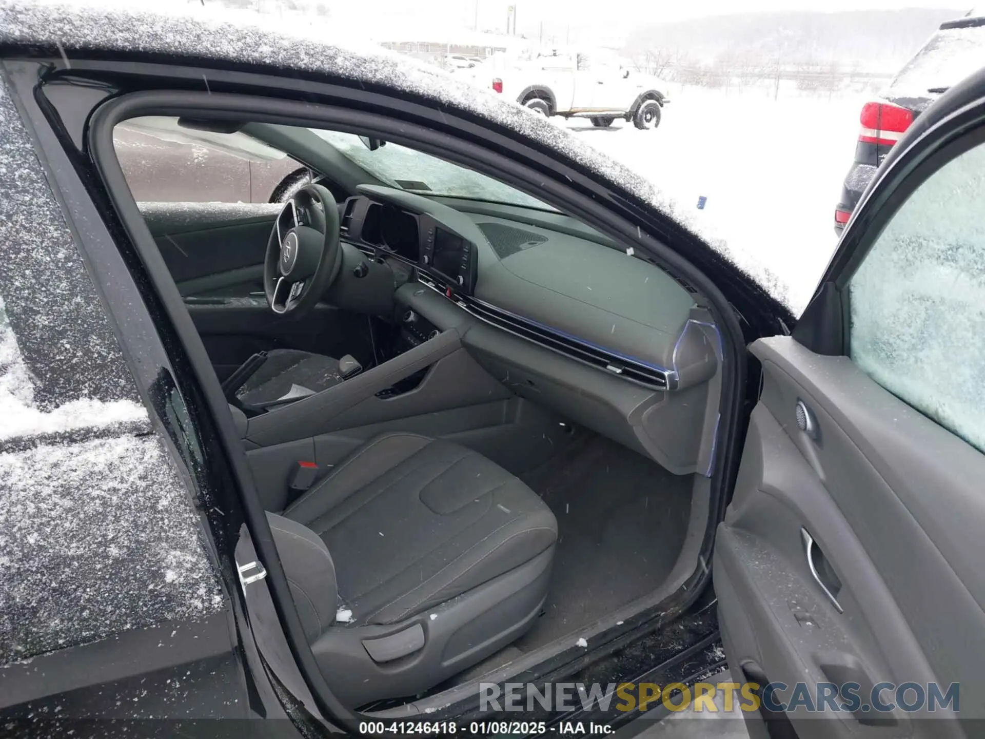 5 fotografías del automóvil dañado KMHLM4AG1PU381747 HYUNDAI ELANTRA 2023