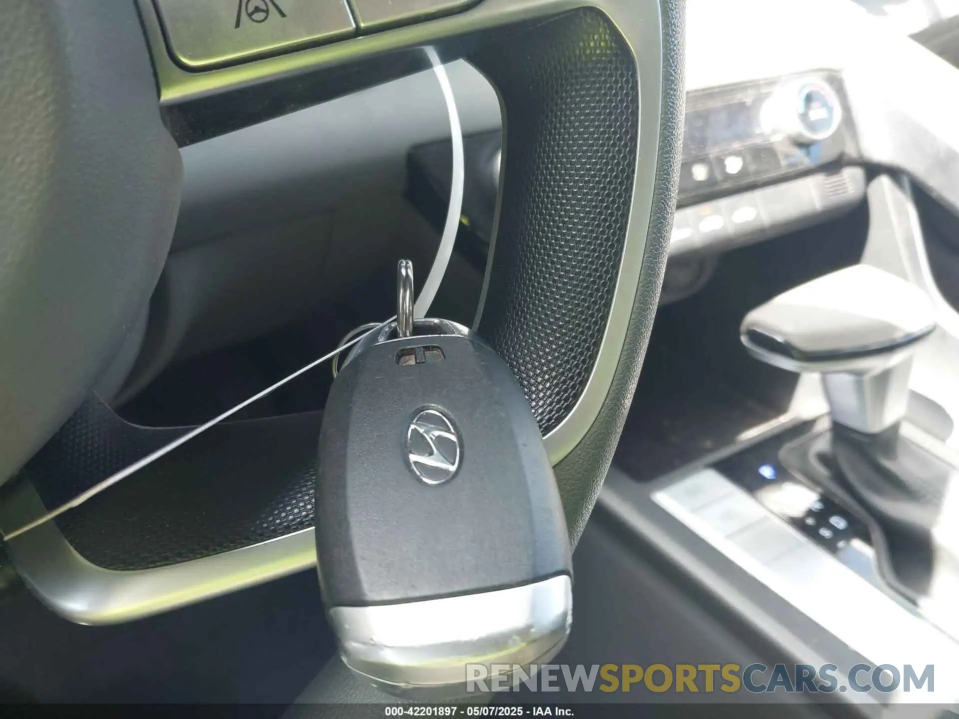 11 fotografías del automóvil dañado KMHLM4AG2PU379294 HYUNDAI ELANTRA 2023
