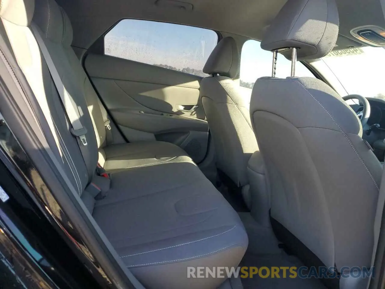 10 fotografías del automóvil dañado KMHLM4AG3PU371947 HYUNDAI ELANTRA 2023