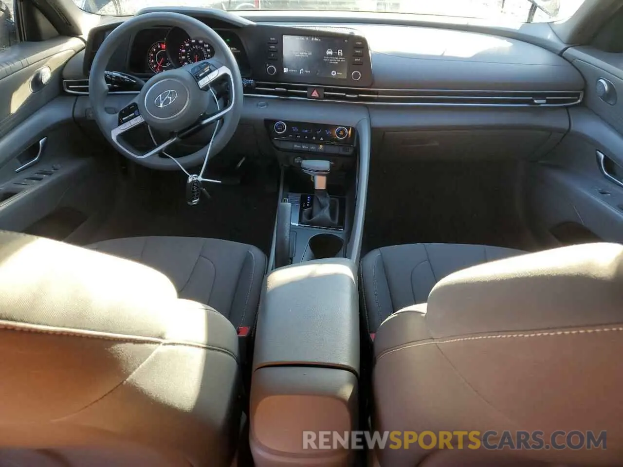 8 fotografías del automóvil dañado KMHLM4AG3PU371947 HYUNDAI ELANTRA 2023