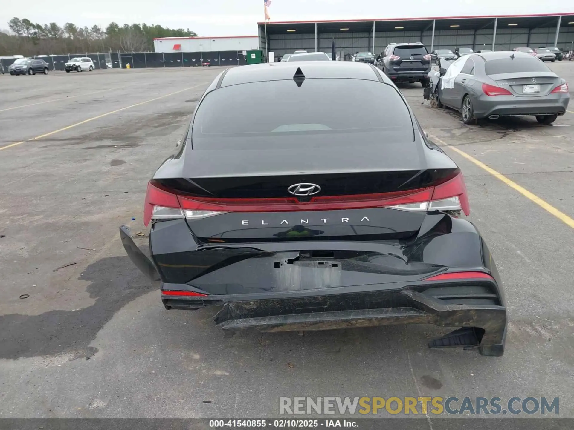 16 fotografías del automóvil dañado KMHLM4AG3PU382611 HYUNDAI ELANTRA 2023