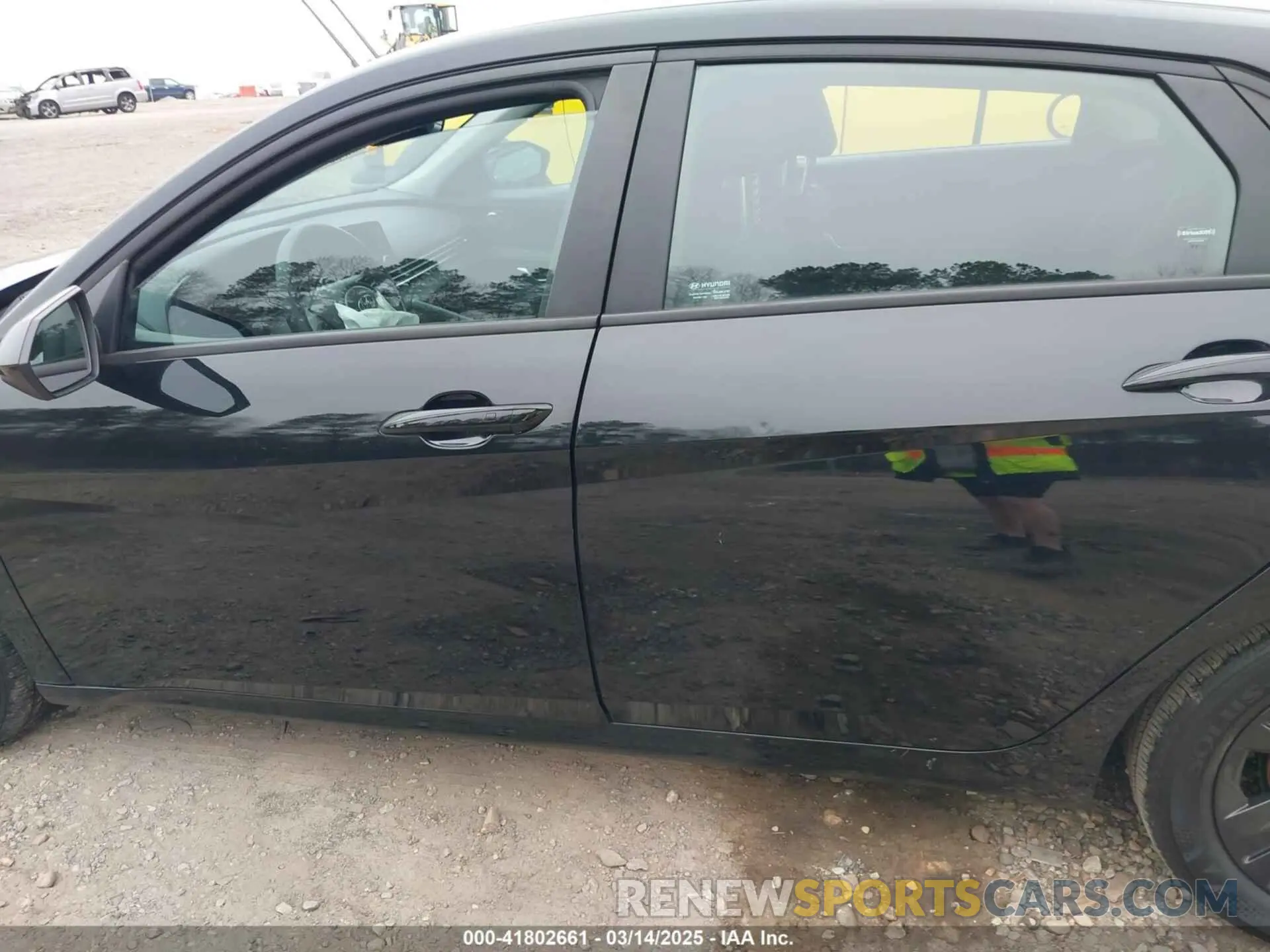 15 fotografías del automóvil dañado KMHLM4AG3PU502245 HYUNDAI ELANTRA 2023