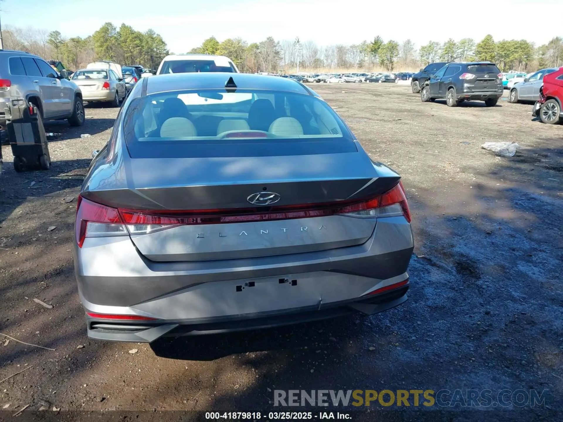 16 fotografías del automóvil dañado KMHLM4AG3PU535178 HYUNDAI ELANTRA 2023