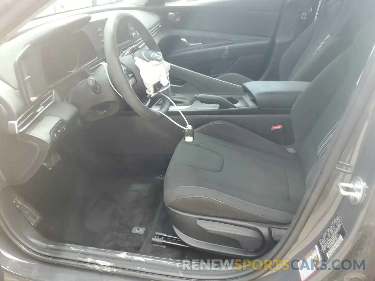 7 fotografías del automóvil dañado KMHLM4AG3PU588625 HYUNDAI ELANTRA 2023