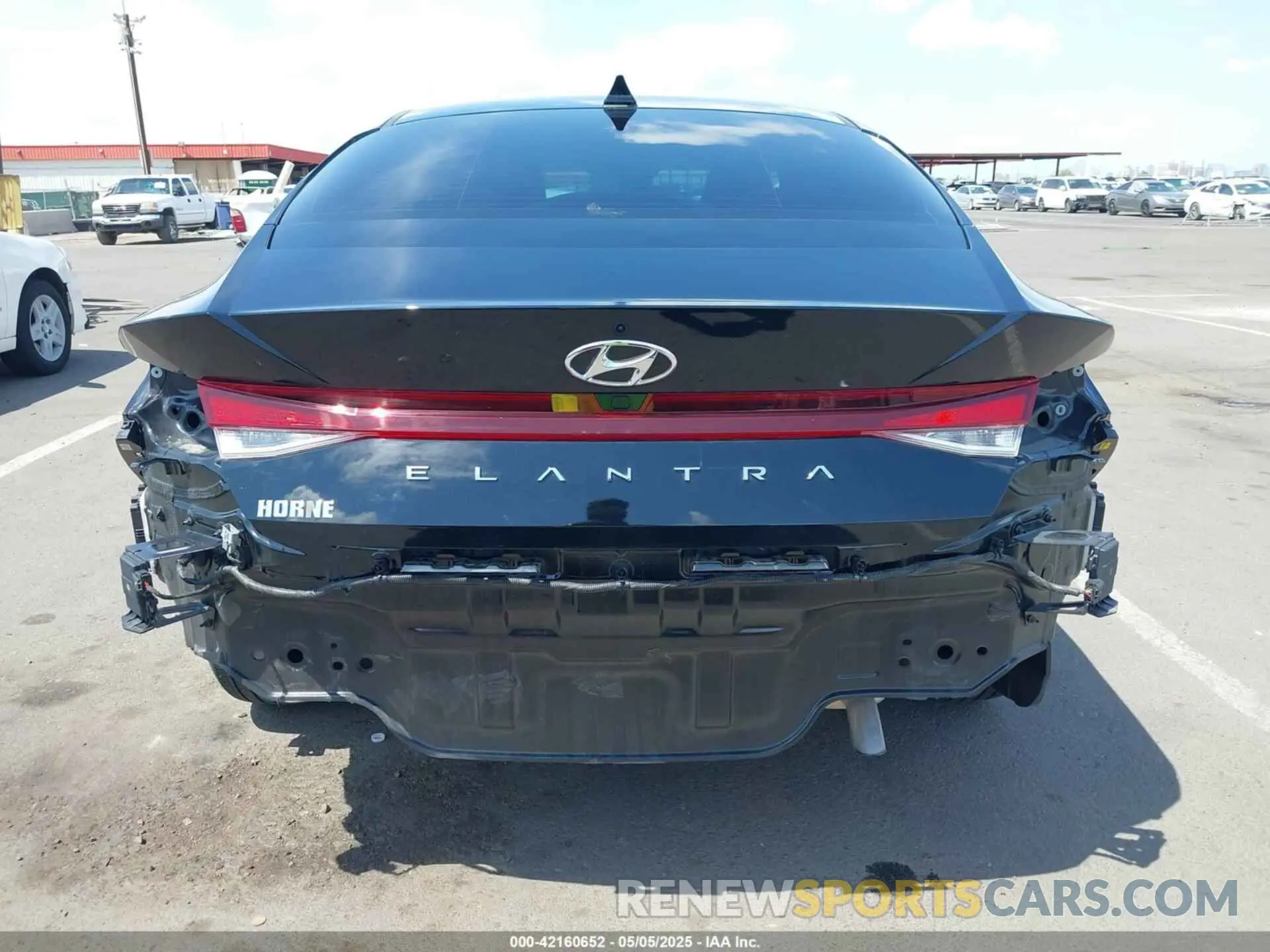 17 fotografías del automóvil dañado KMHLM4AG3PU602085 HYUNDAI ELANTRA 2023