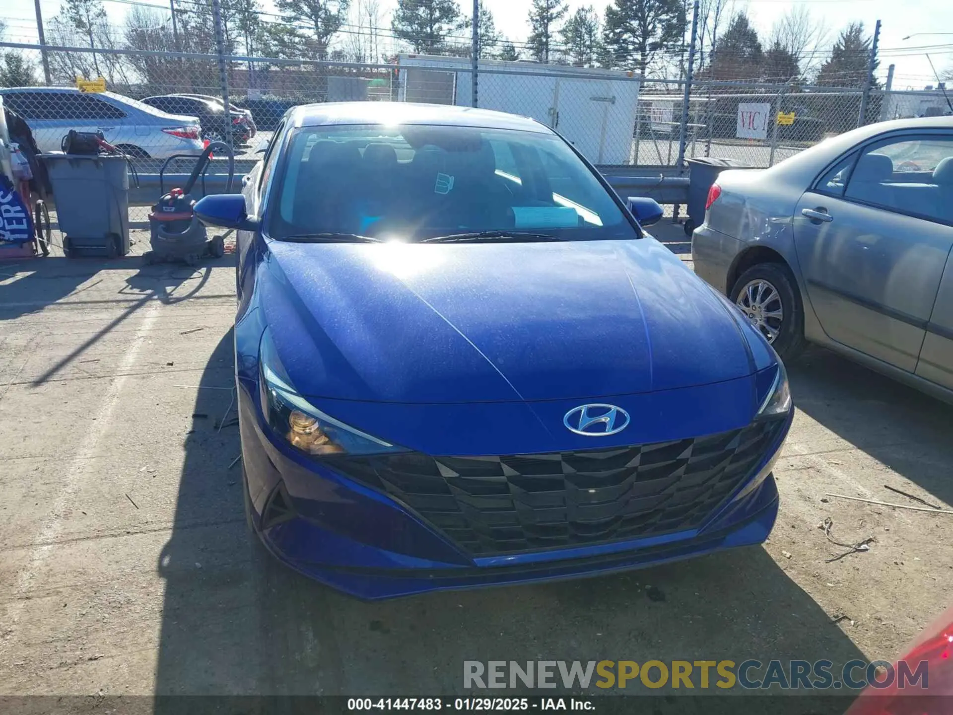 12 fotografías del automóvil dañado KMHLM4AG4PU480479 HYUNDAI ELANTRA 2023