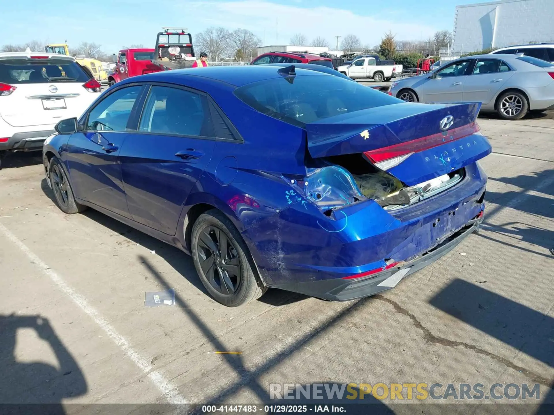 3 fotografías del automóvil dañado KMHLM4AG4PU480479 HYUNDAI ELANTRA 2023