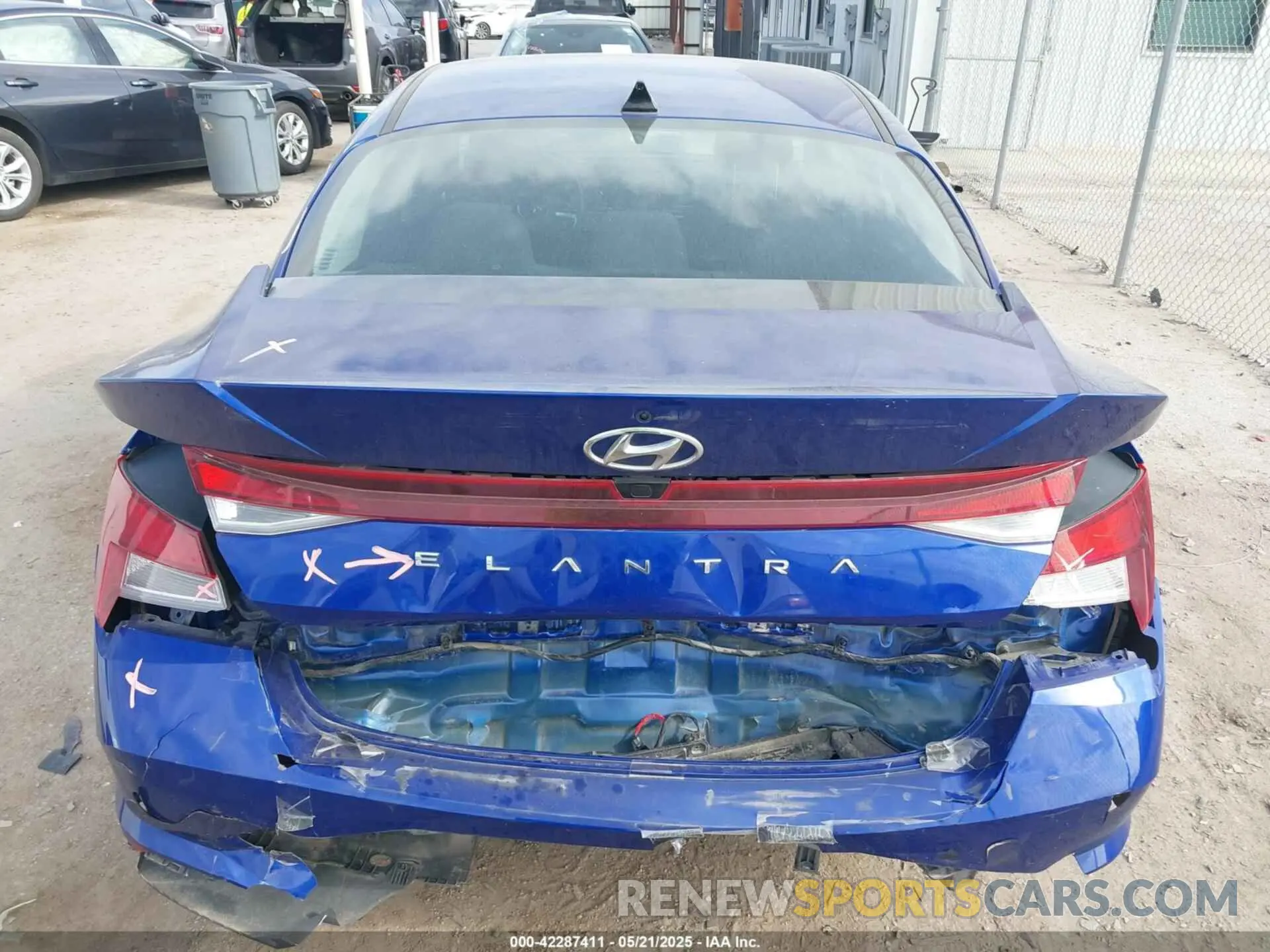 16 fotografías del automóvil dañado KMHLM4AG5PU539135 HYUNDAI ELANTRA 2023