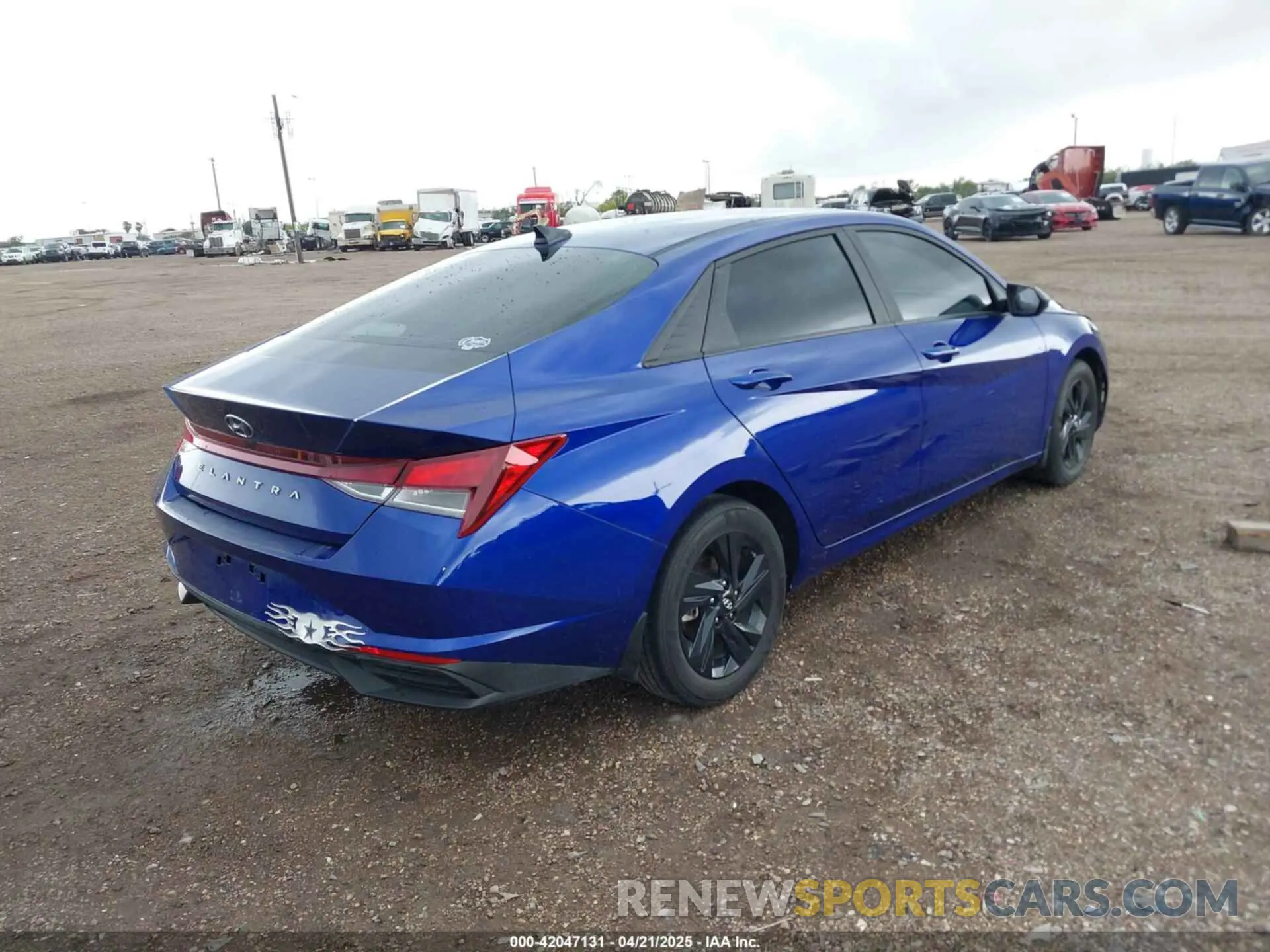 4 fotografías del automóvil dañado KMHLM4AG5PU556274 HYUNDAI ELANTRA 2023