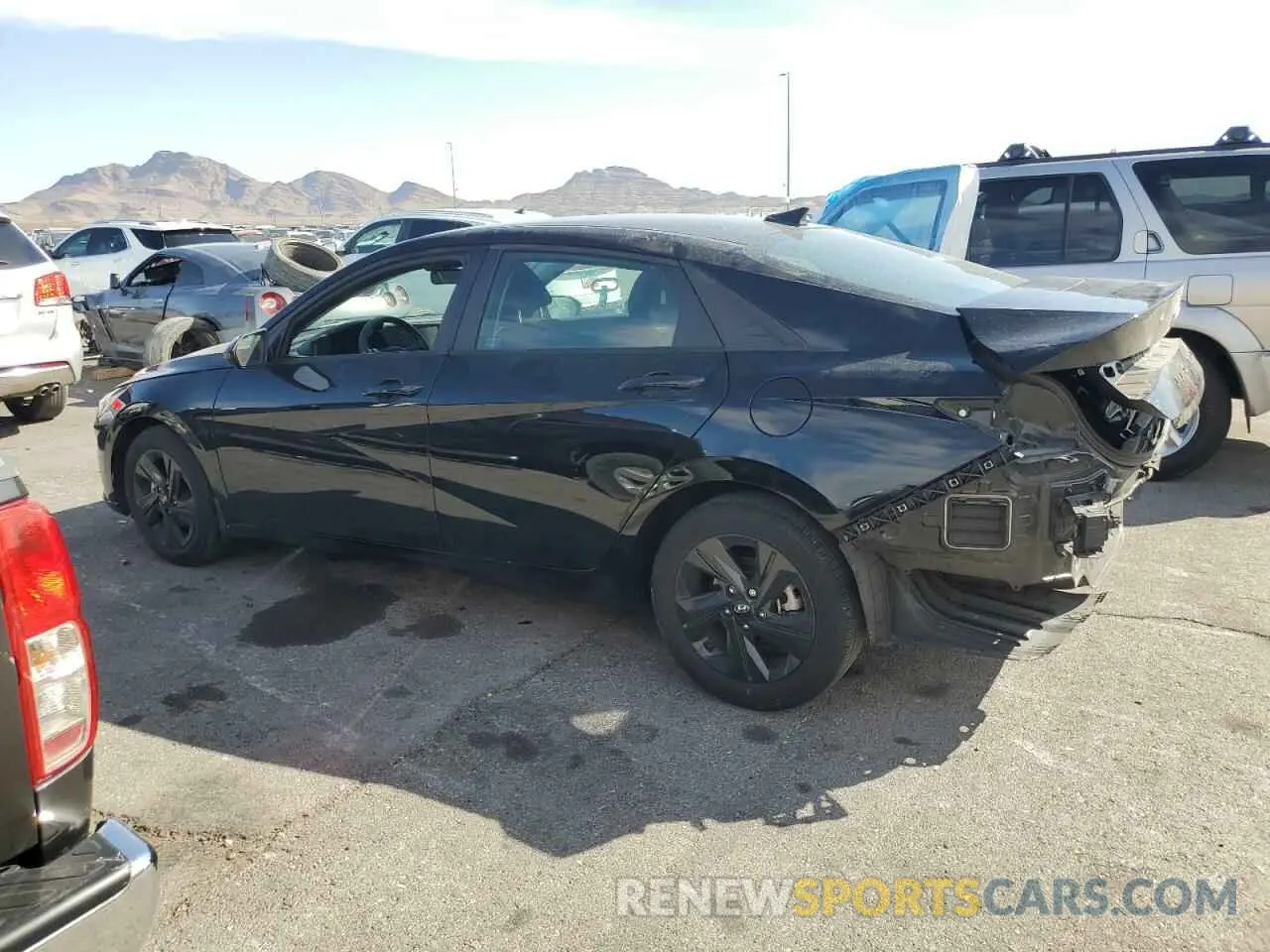 2 fotografías del automóvil dañado KMHLM4AG7PU378495 HYUNDAI ELANTRA 2023