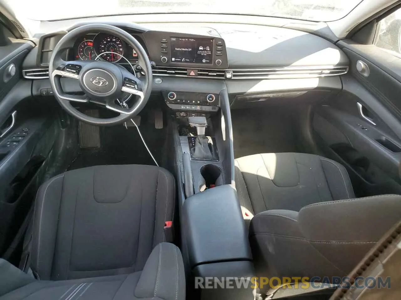 8 fotografías del automóvil dañado KMHLM4AG7PU378495 HYUNDAI ELANTRA 2023