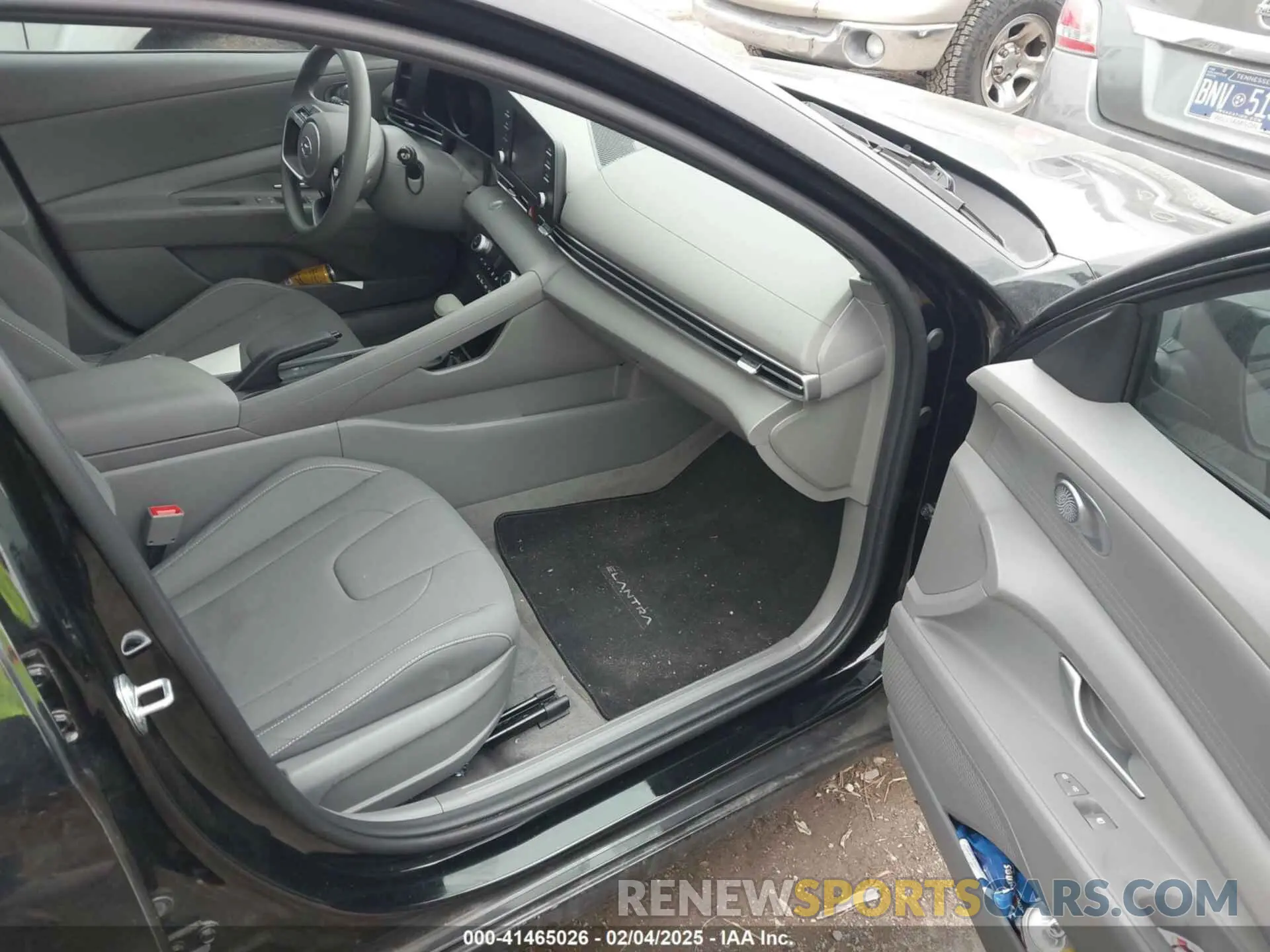 5 fotografías del automóvil dañado KMHLM4AG7PU596193 HYUNDAI ELANTRA 2023