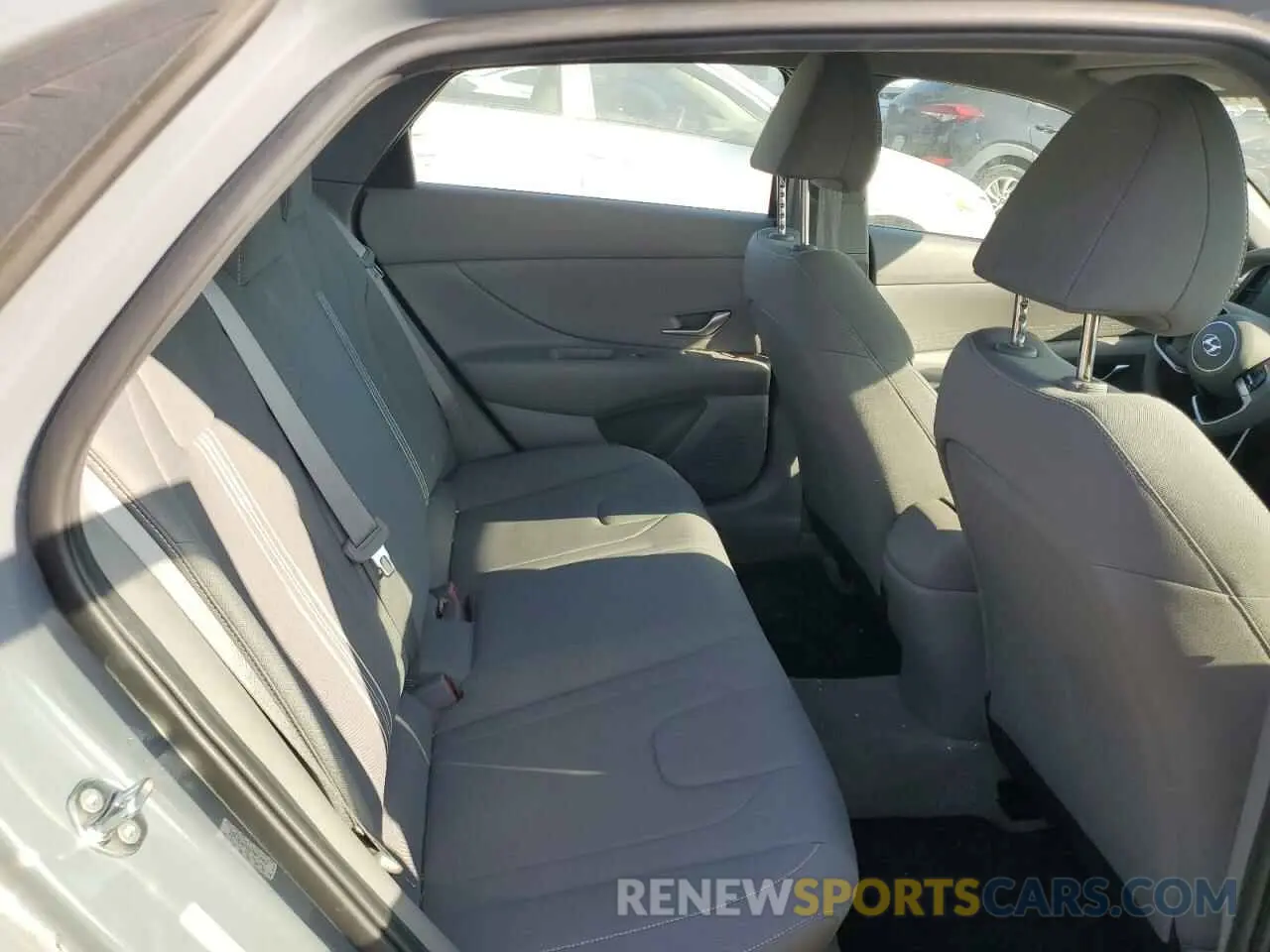 10 fotografías del automóvil dañado KMHLM4AG8PU435769 HYUNDAI ELANTRA 2023