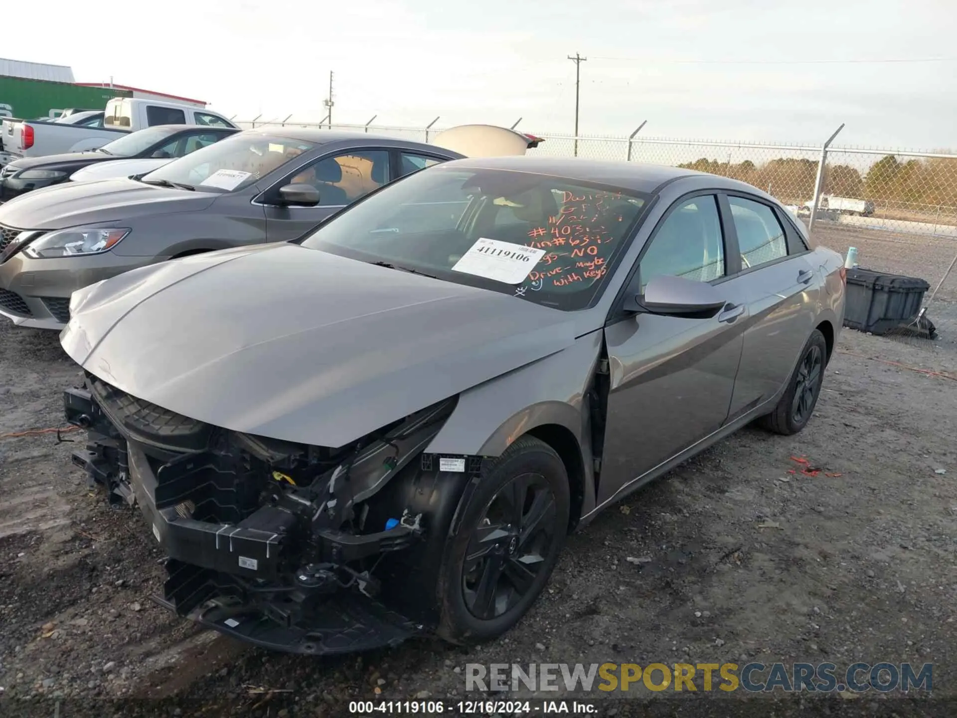 2 fotografías del automóvil dañado KMHLM4AG8PU536343 HYUNDAI ELANTRA 2023