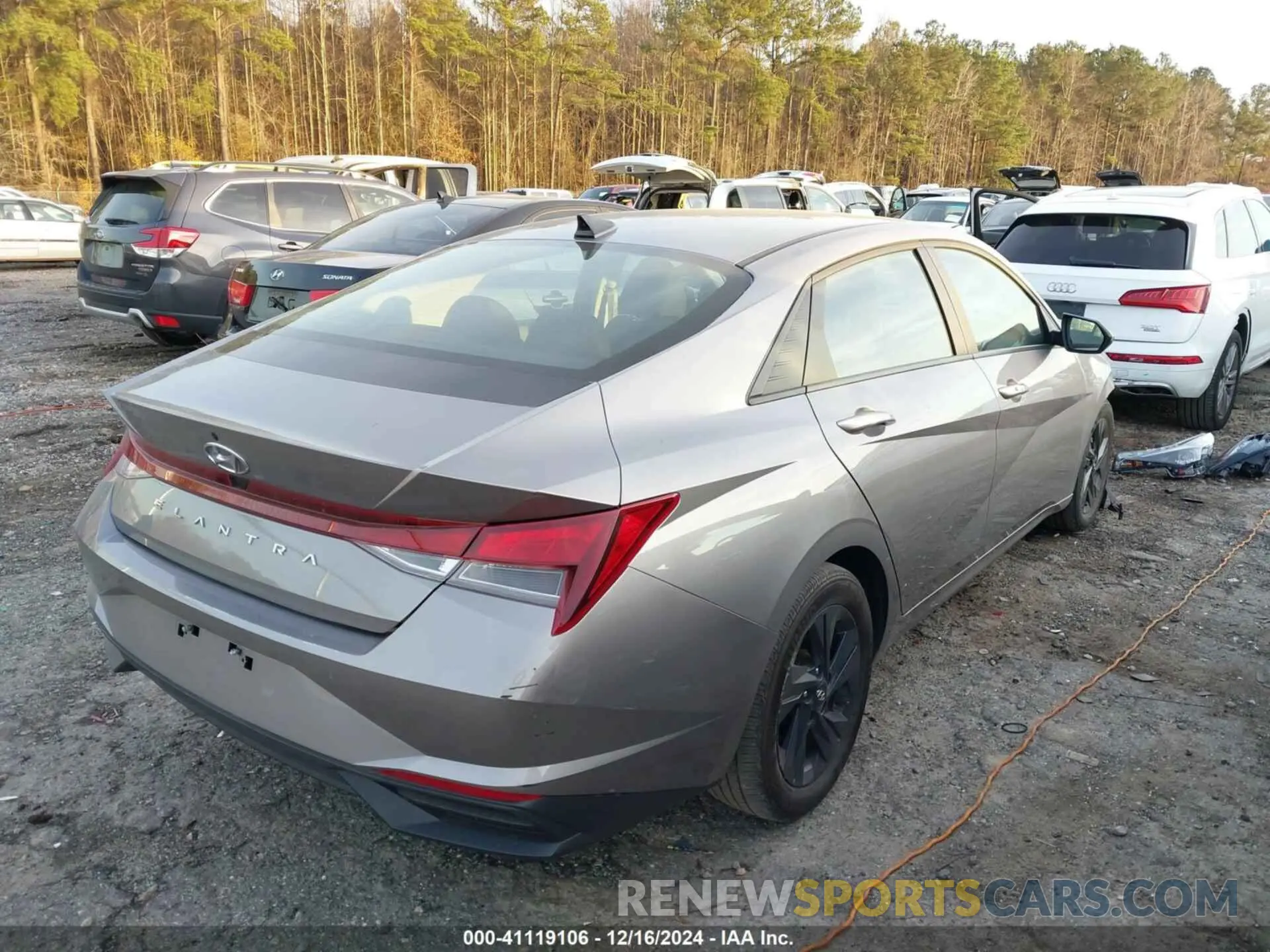 4 fotografías del automóvil dañado KMHLM4AG8PU536343 HYUNDAI ELANTRA 2023