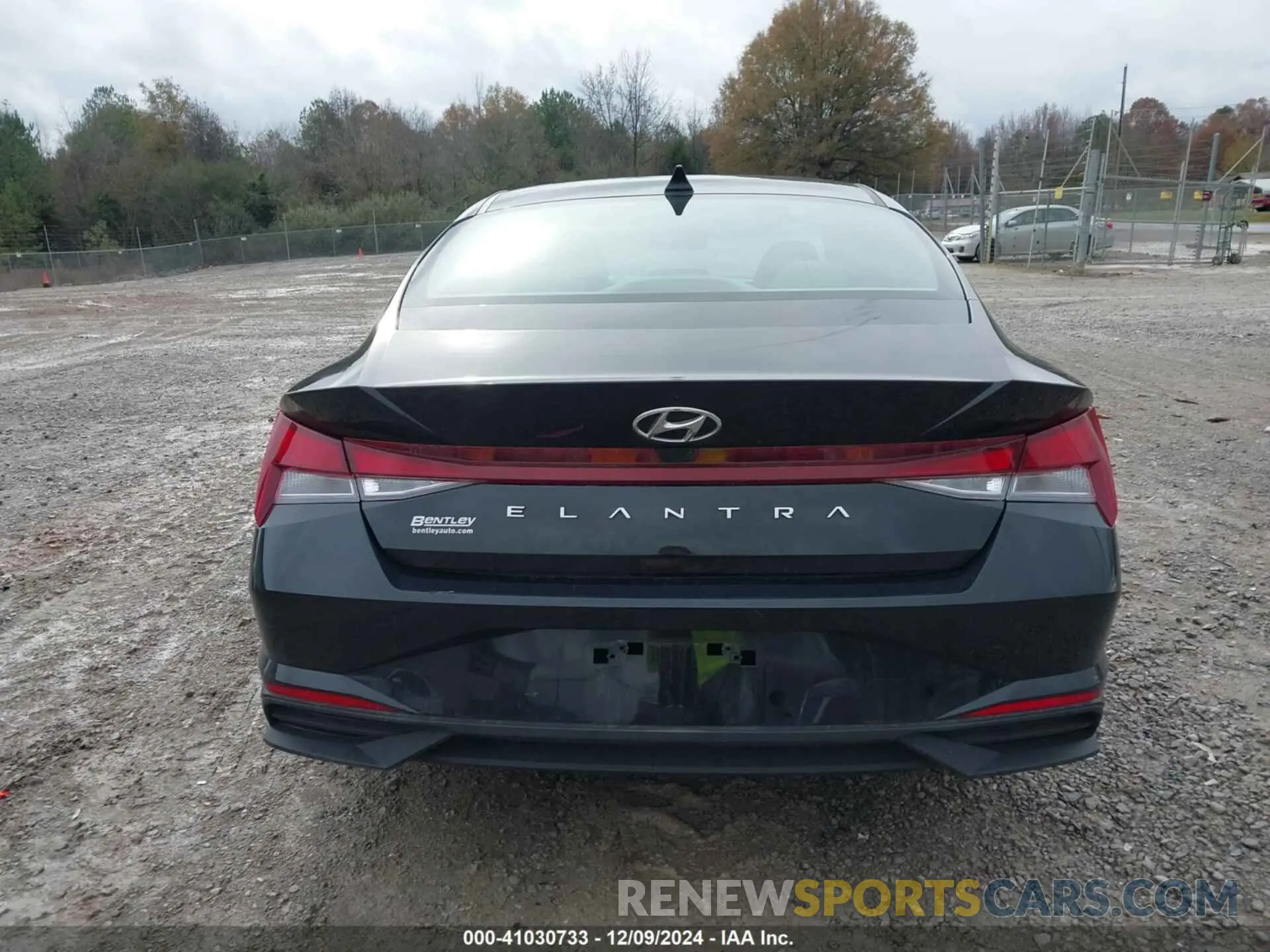 15 fotografías del automóvil dañado KMHLM4AG9PU541874 HYUNDAI ELANTRA 2023