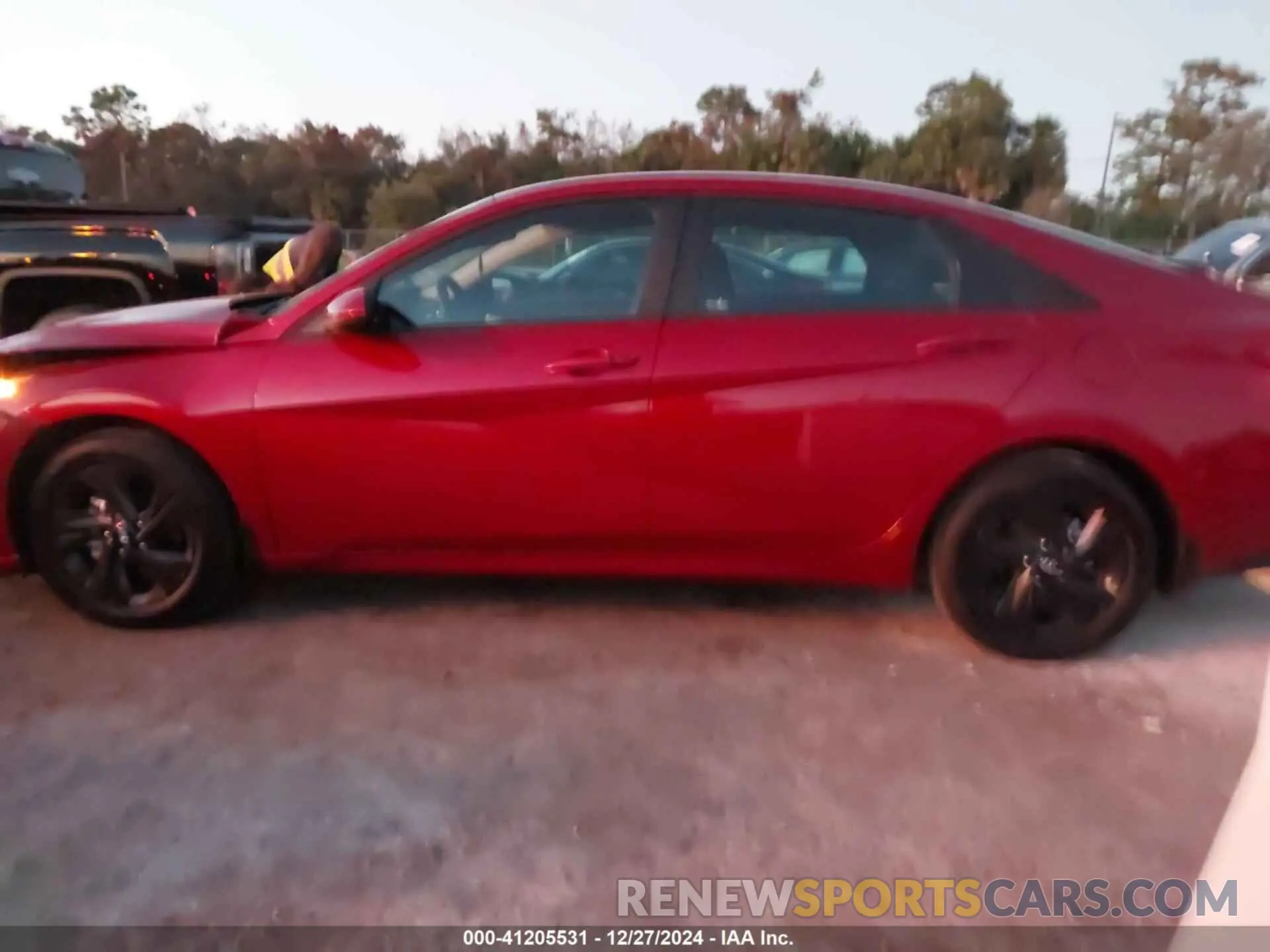 14 fotografías del automóvil dañado KMHLM4AG9PU575684 HYUNDAI ELANTRA 2023
