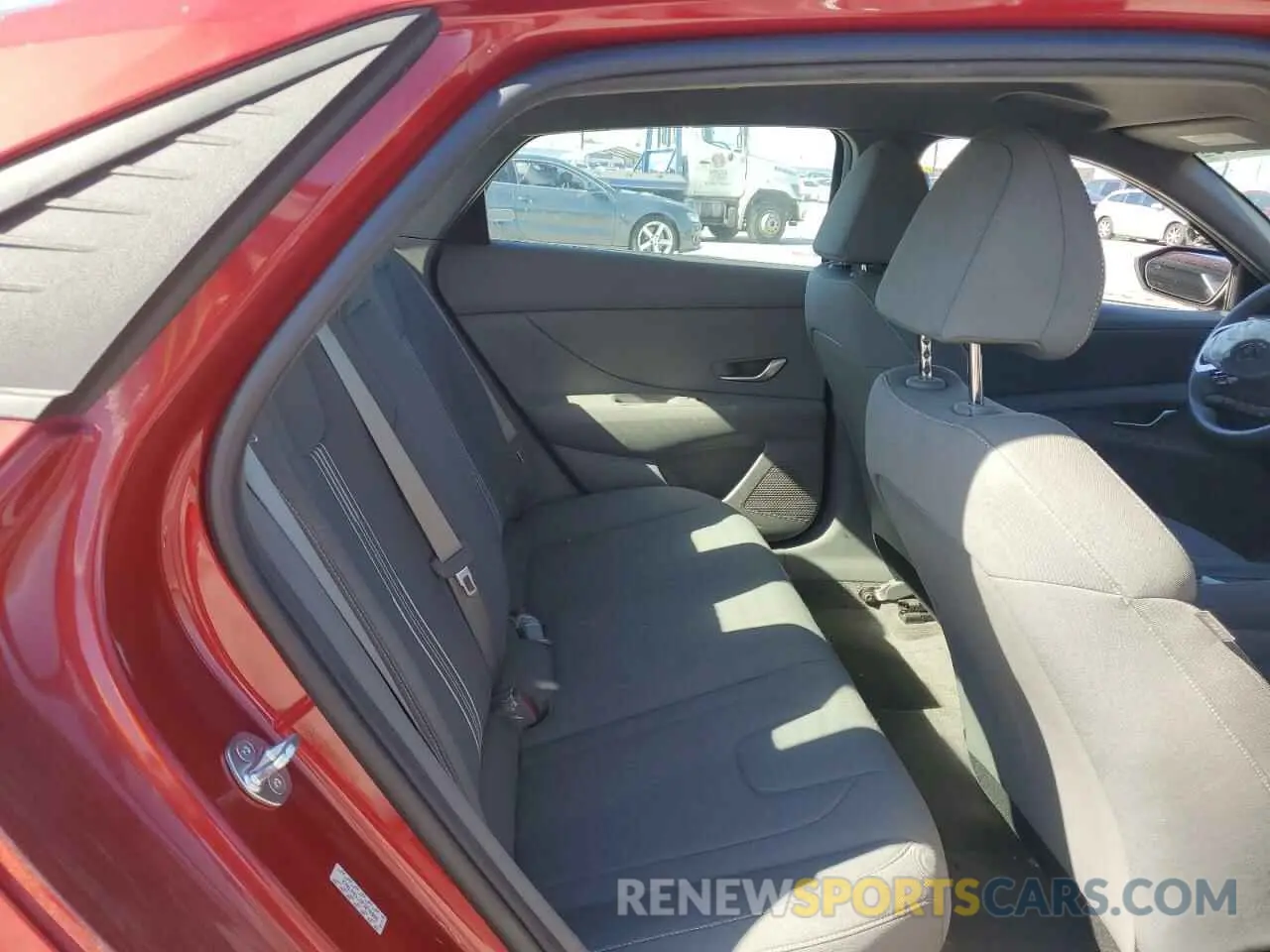 10 fotografías del automóvil dañado KMHLM4AJ3PU070008 HYUNDAI ELANTRA 2023