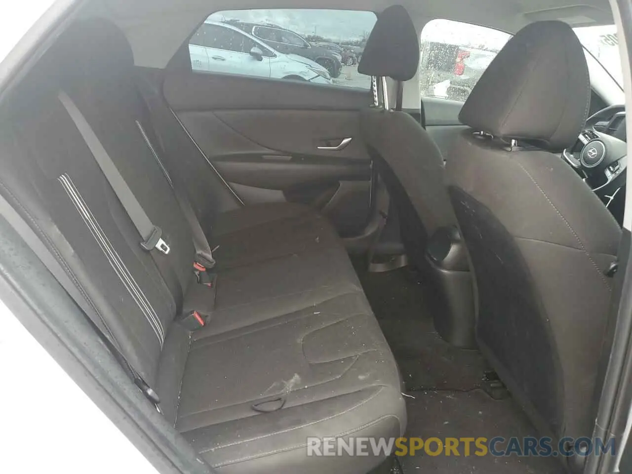 10 fotografías del automóvil dañado KMHLM4AJ4PU055307 HYUNDAI ELANTRA 2023