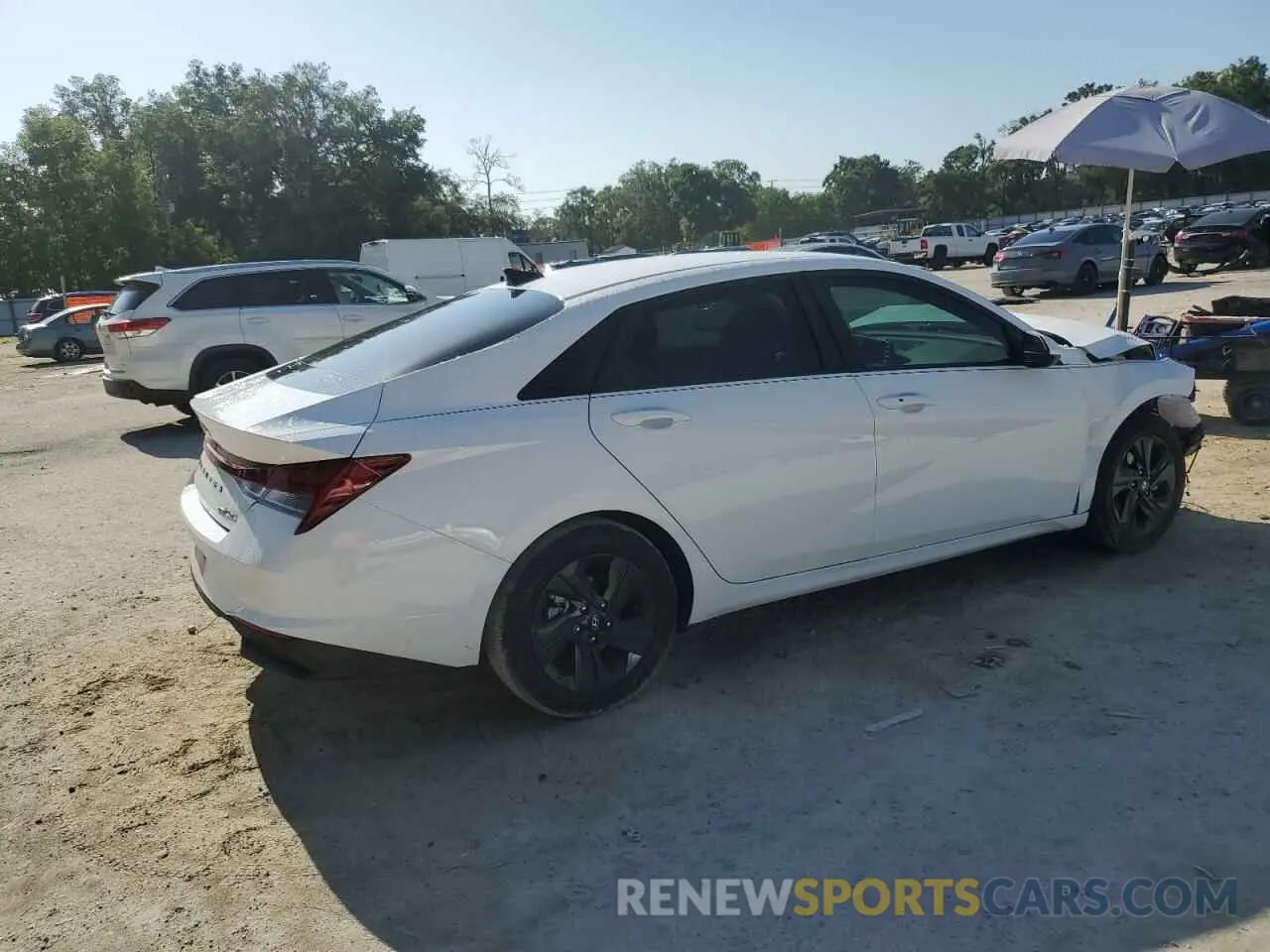 3 fotografías del automóvil dañado KMHLM4AJ4PU082331 HYUNDAI ELANTRA 2023