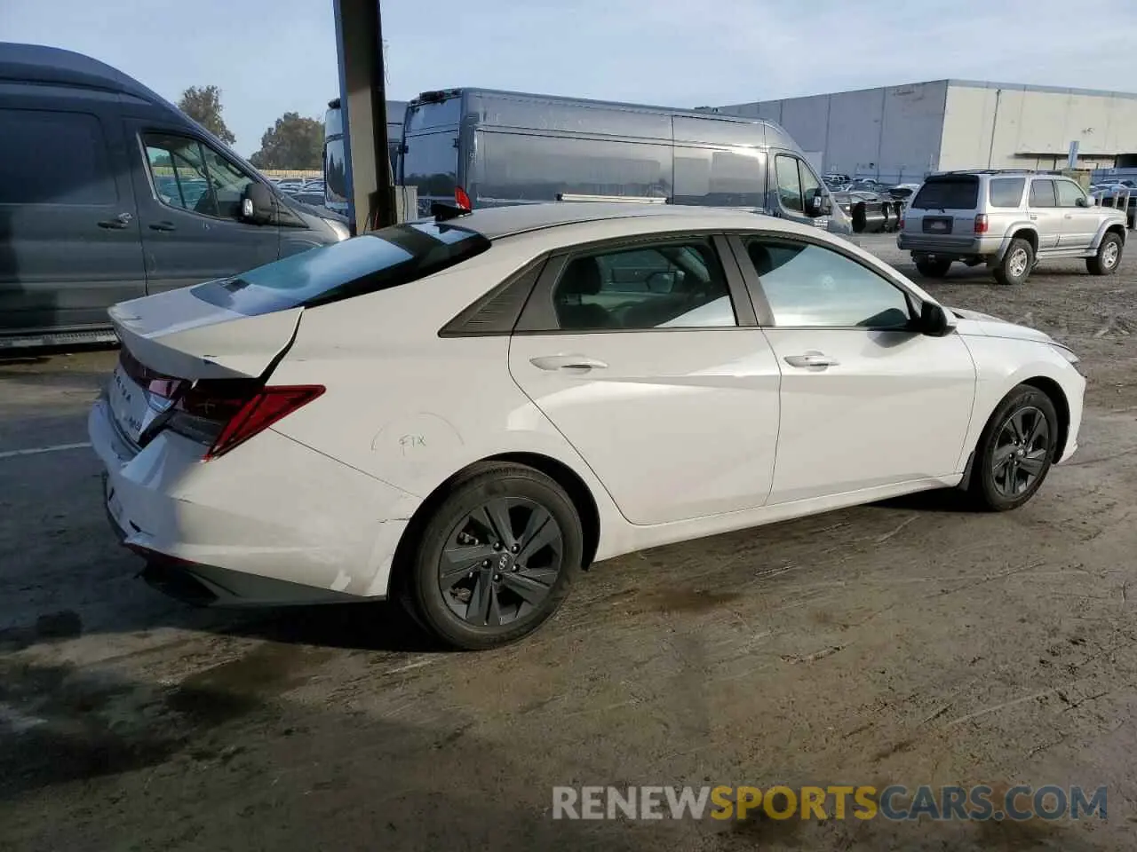 3 fotografías del automóvil dañado KMHLM4AJ5PU059740 HYUNDAI ELANTRA 2023