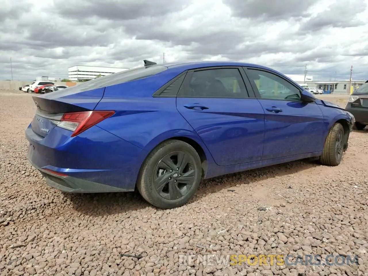 3 fotografías del automóvil dañado KMHLM4AJ7PU077401 HYUNDAI ELANTRA 2023
