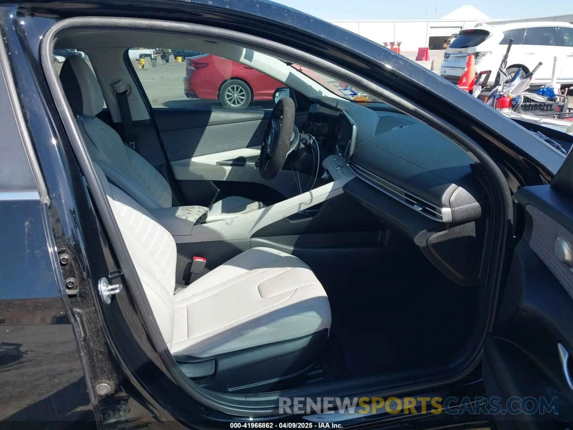 5 fotografías del automóvil dañado KMHLP4AG2PU473523 HYUNDAI ELANTRA 2023