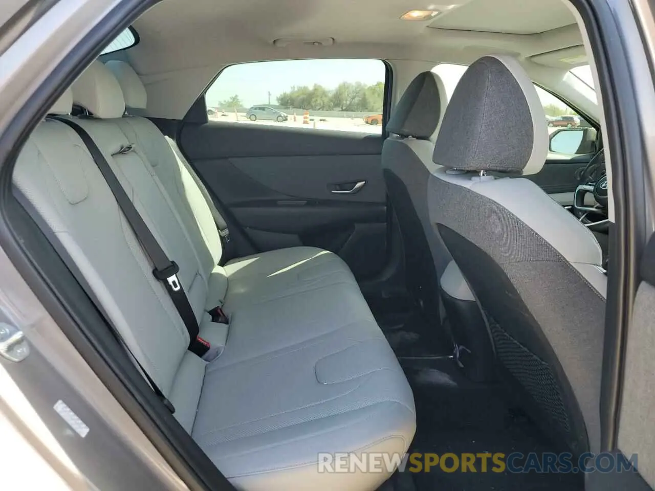 10 fotografías del automóvil dañado KMHLP4AG8PU588367 HYUNDAI ELANTRA 2023
