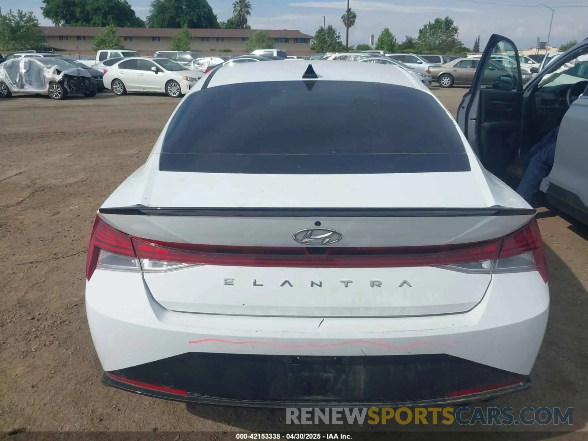 17 fotografías del automóvil dañado KMHLR4AF5PU377340 HYUNDAI ELANTRA 2023