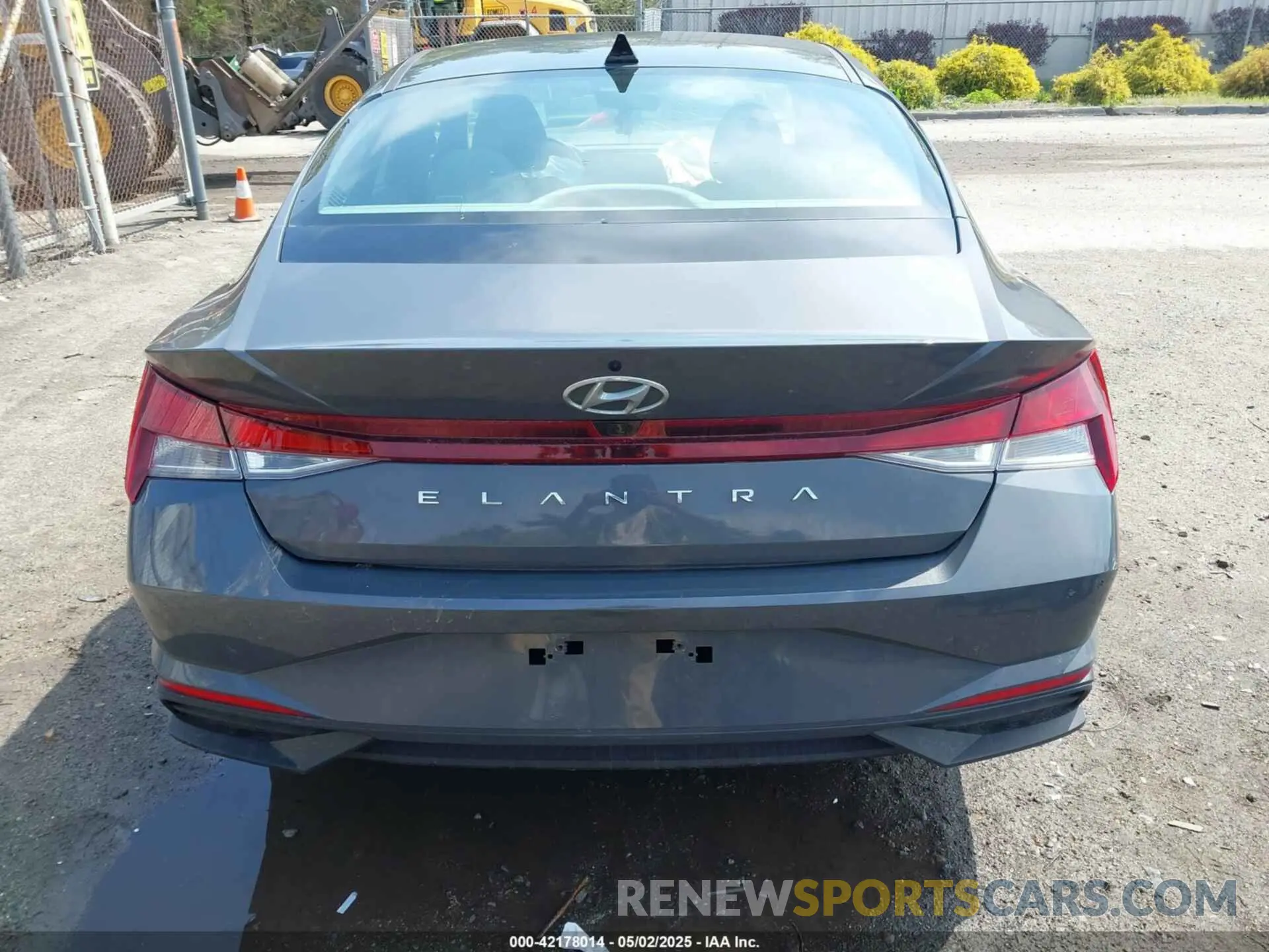 17 fotografías del automóvil dañado KMHLS4AG0PU616452 HYUNDAI ELANTRA 2023