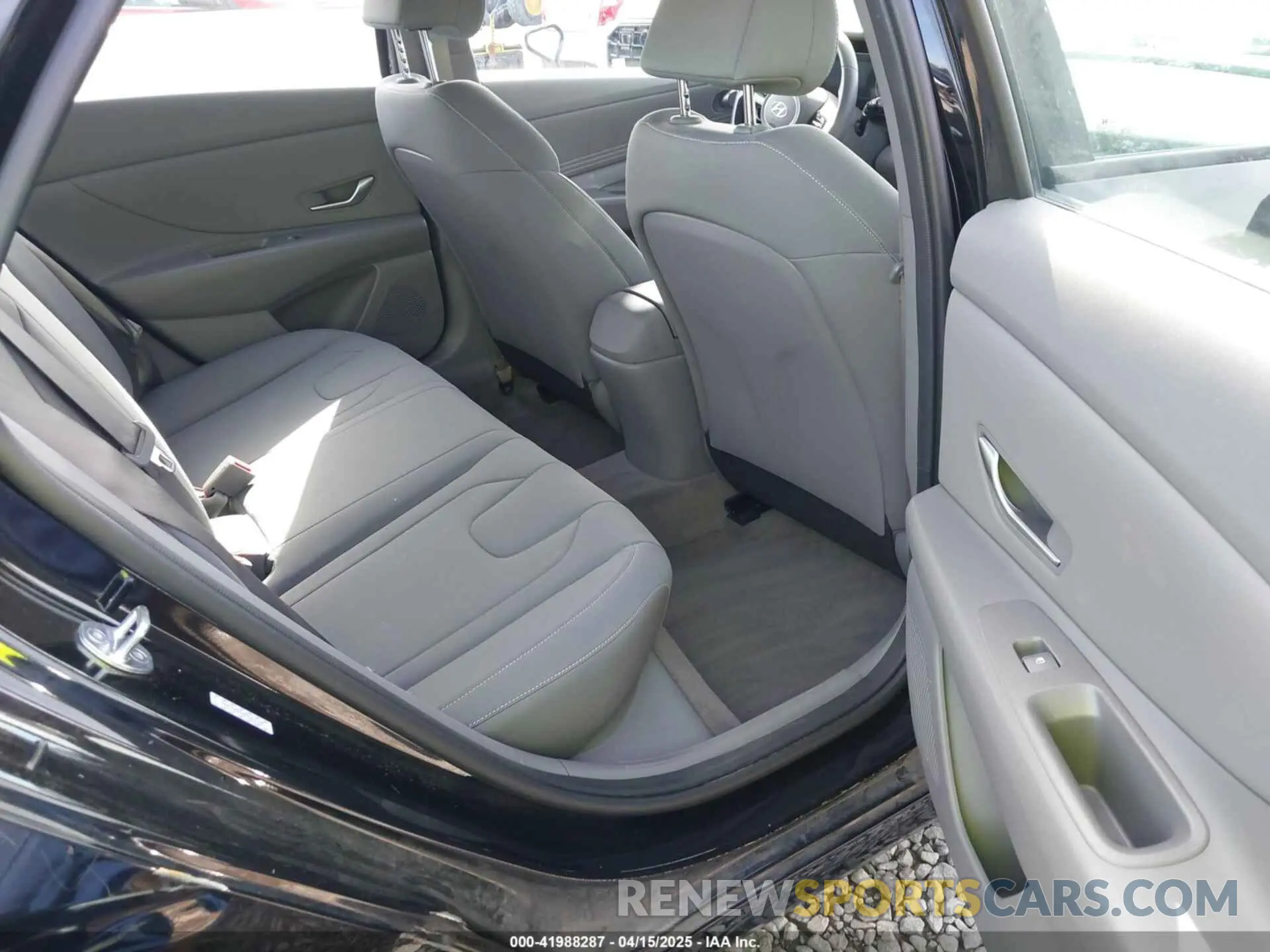 8 fotografías del automóvil dañado KMHLS4AG2PU556335 HYUNDAI ELANTRA 2023