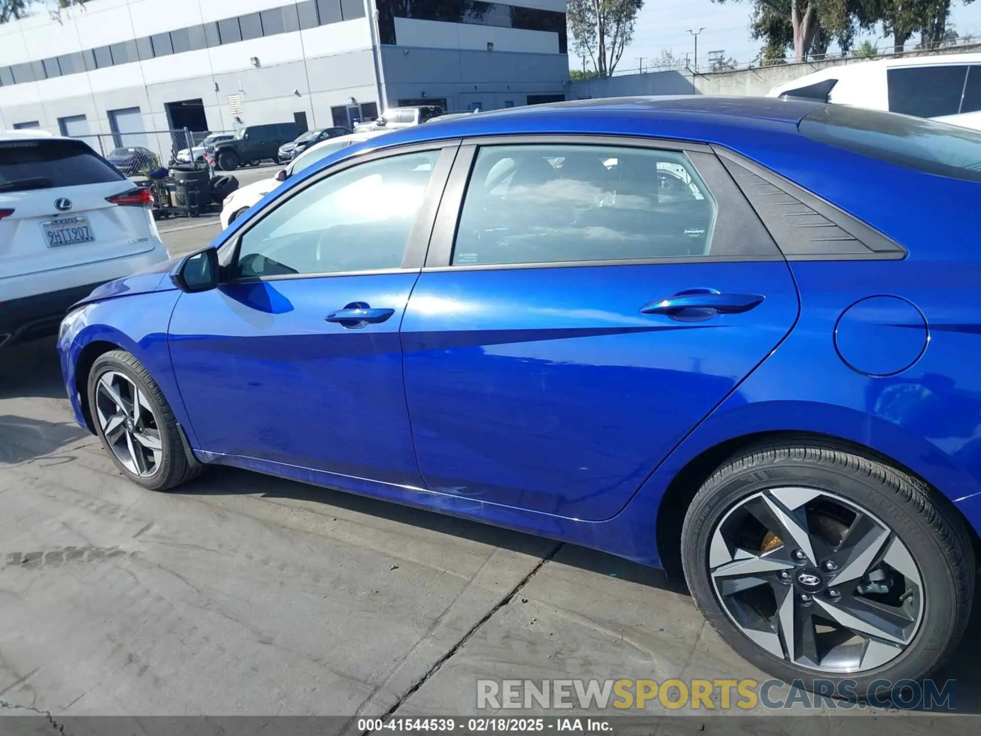 15 fotografías del automóvil dañado KMHLS4AG2PU603511 HYUNDAI ELANTRA 2023