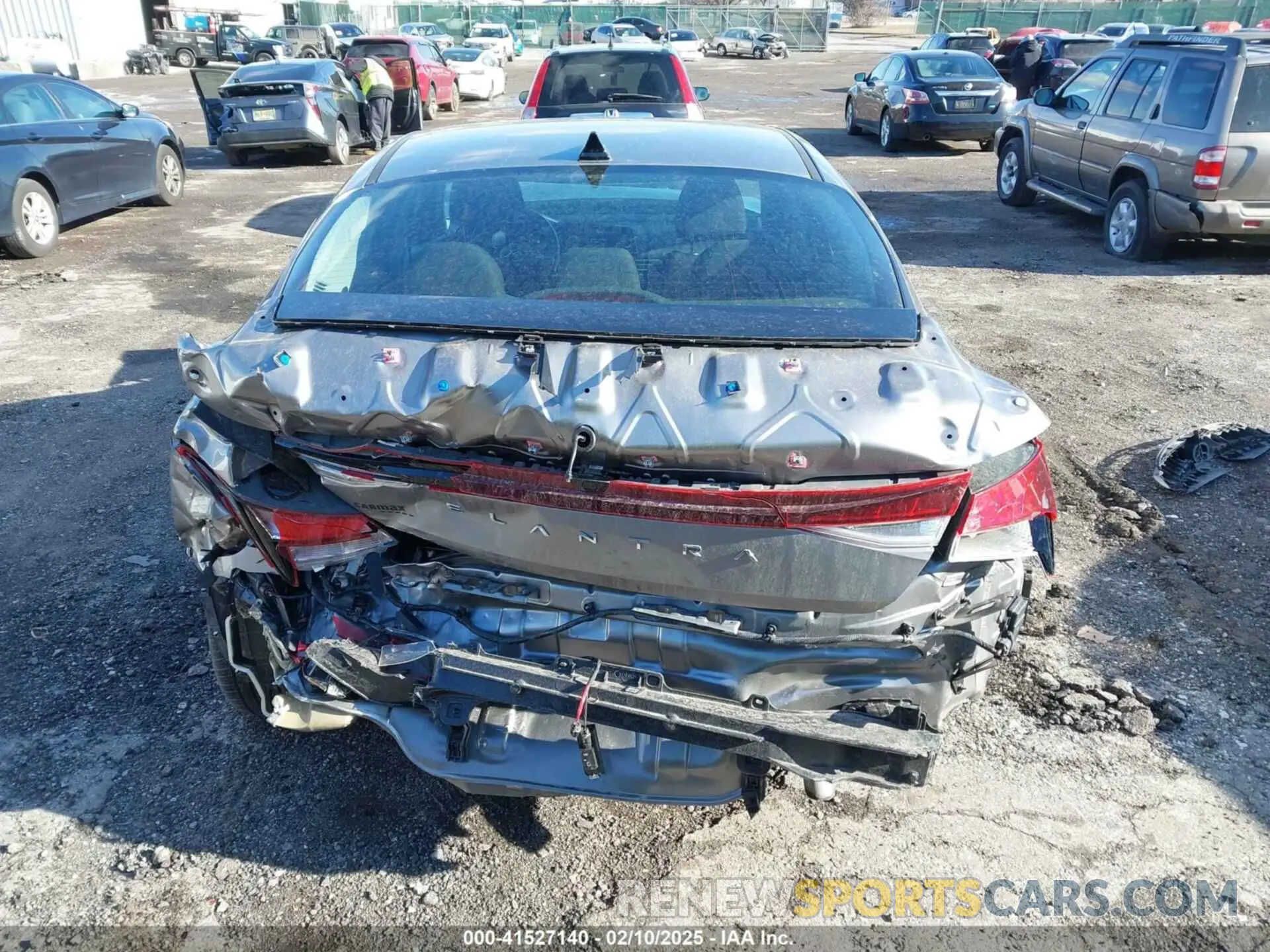 17 fotografías del automóvil dañado KMHLS4AG3PU548390 HYUNDAI ELANTRA 2023