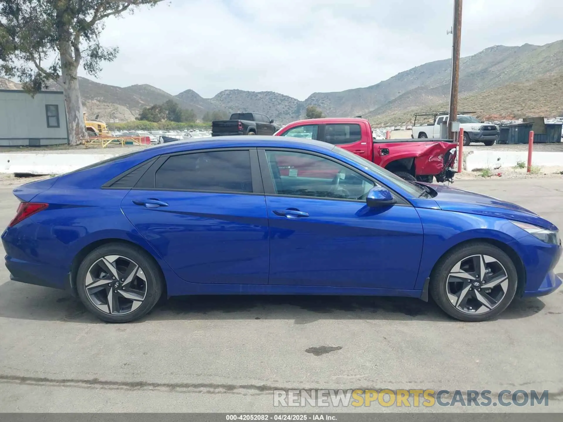 13 fotografías del automóvil dañado KMHLS4AG4PU427318 HYUNDAI ELANTRA 2023