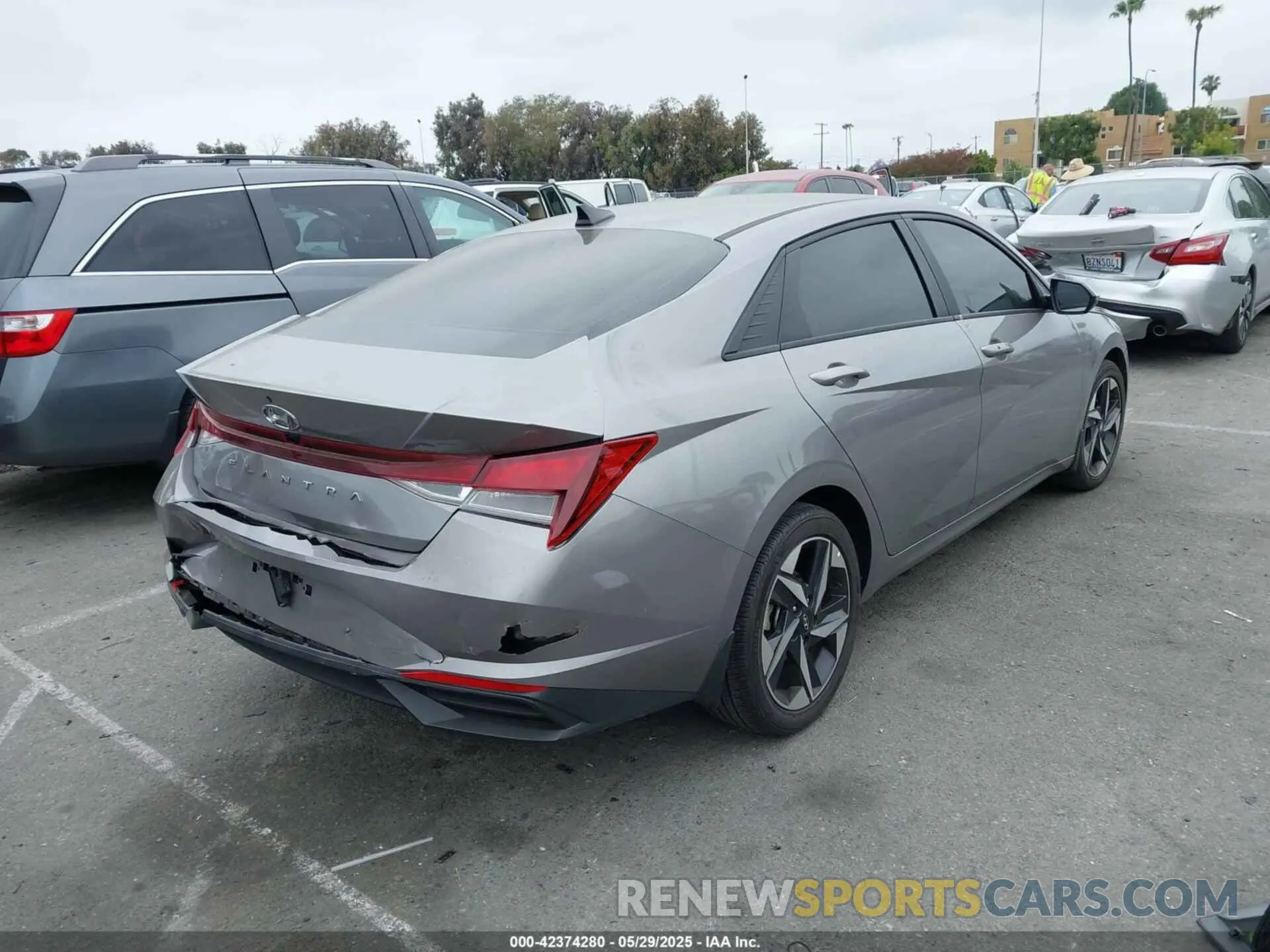 4 fotografías del automóvil dañado KMHLS4AG5PU609271 HYUNDAI ELANTRA 2023