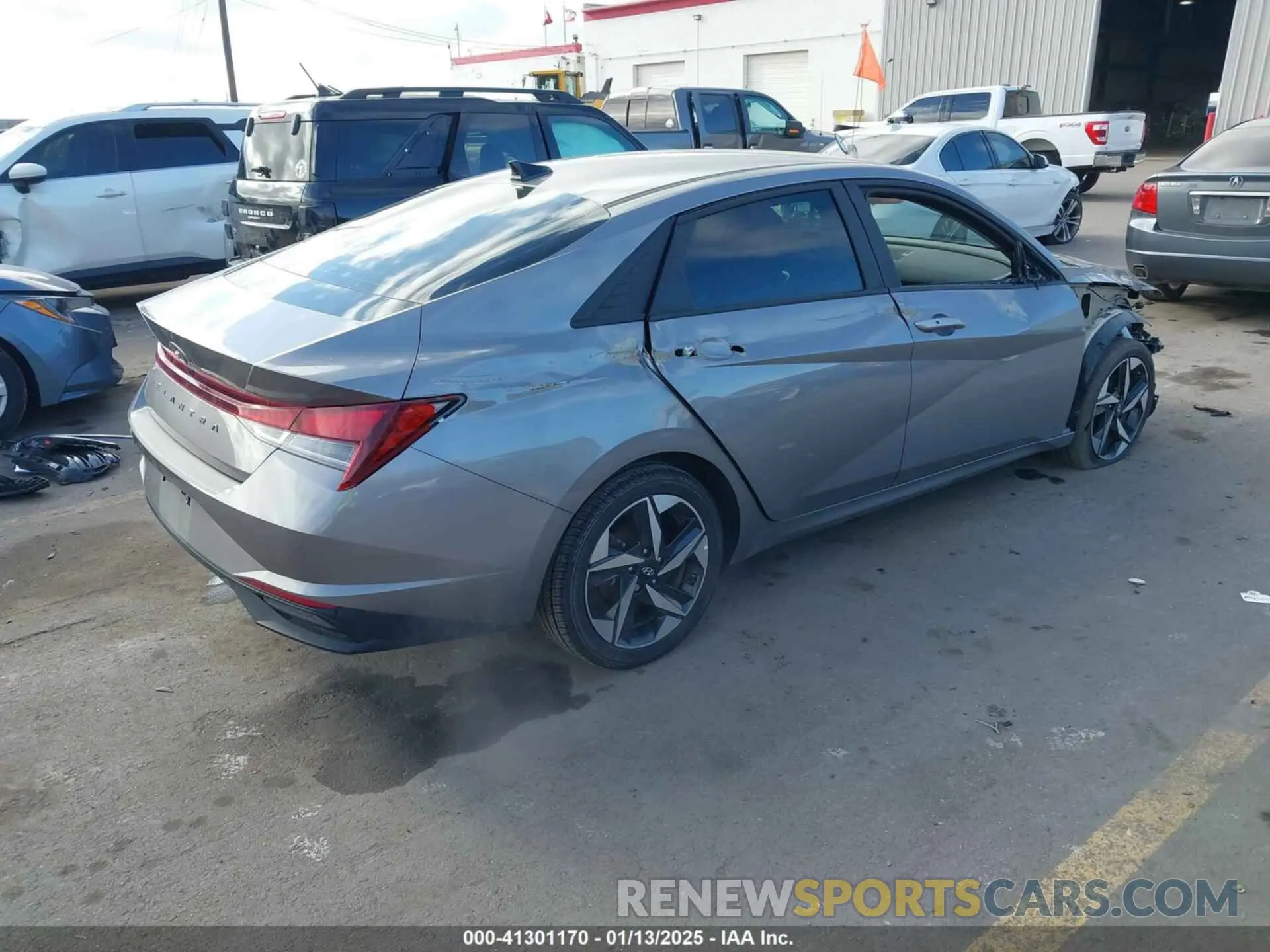 4 fotografías del automóvil dañado KMHLS4AG7PU575589 HYUNDAI ELANTRA 2023
