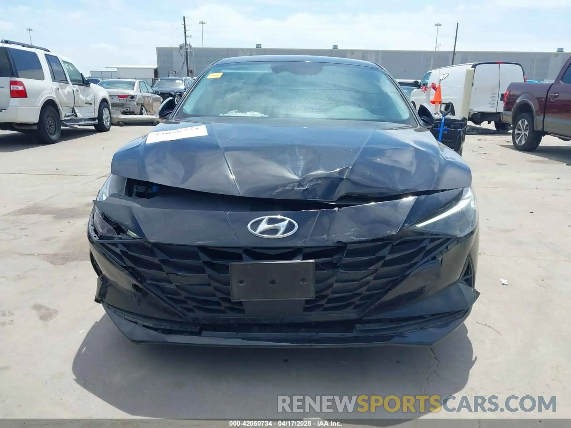 12 fotografías del automóvil dañado KMHLS4AGXPU527178 HYUNDAI ELANTRA 2023