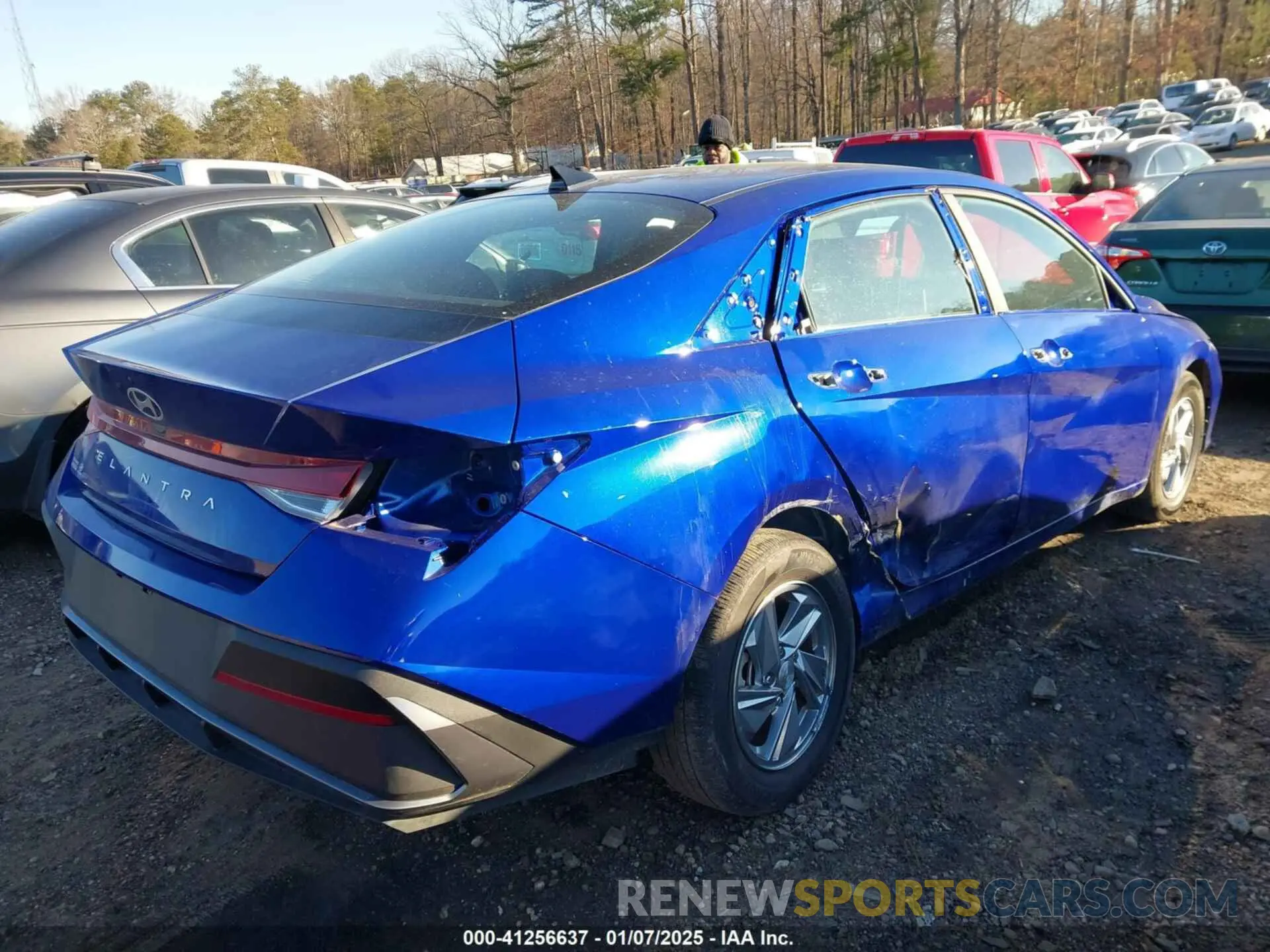4 fotografías del automóvil dañado KMHLL4DG0RU723206 HYUNDAI ELANTRA 2024