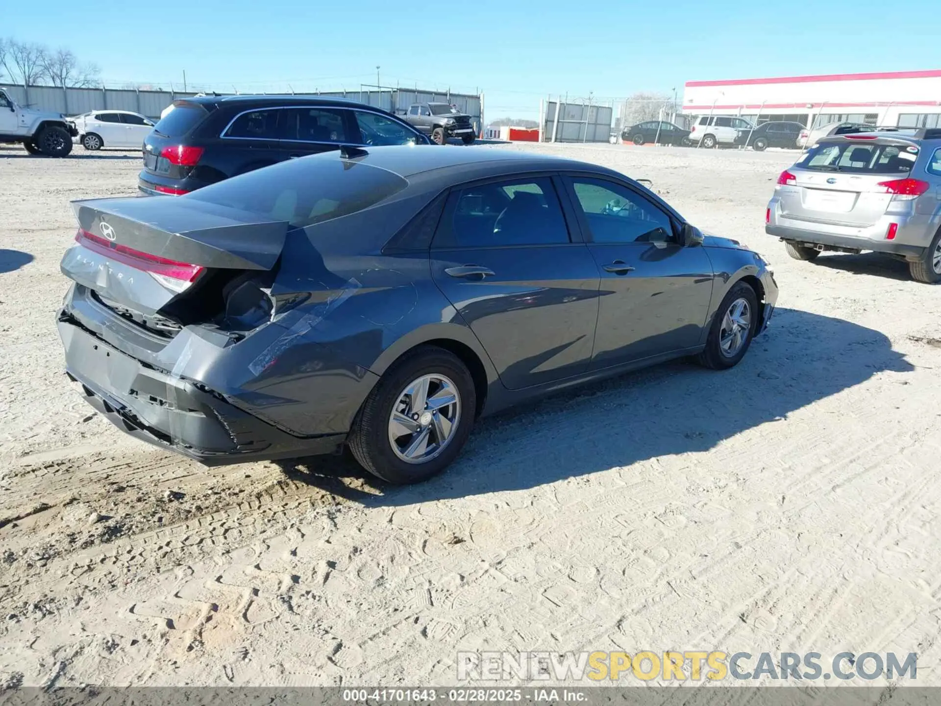 4 fotografías del automóvil dañado KMHLL4DG0RU771384 HYUNDAI ELANTRA 2024