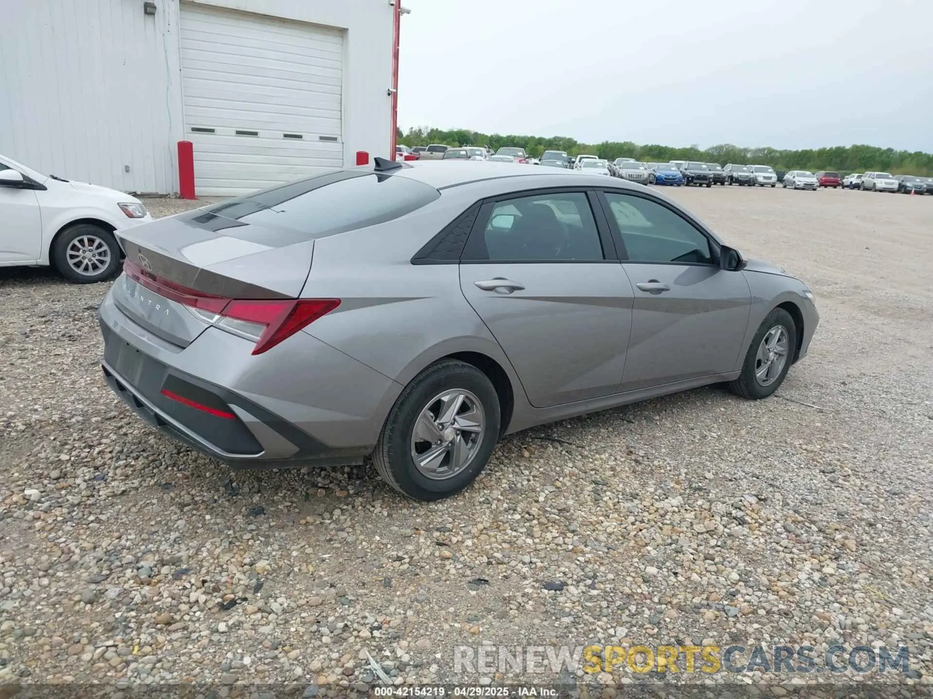 4 fotografías del automóvil dañado KMHLL4DG0RU850408 HYUNDAI ELANTRA 2024