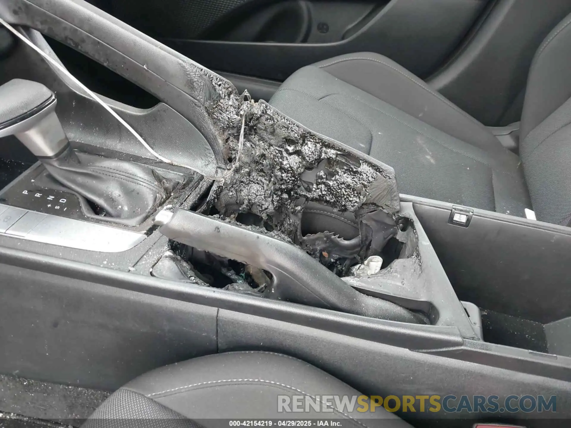 6 fotografías del automóvil dañado KMHLL4DG0RU850408 HYUNDAI ELANTRA 2024