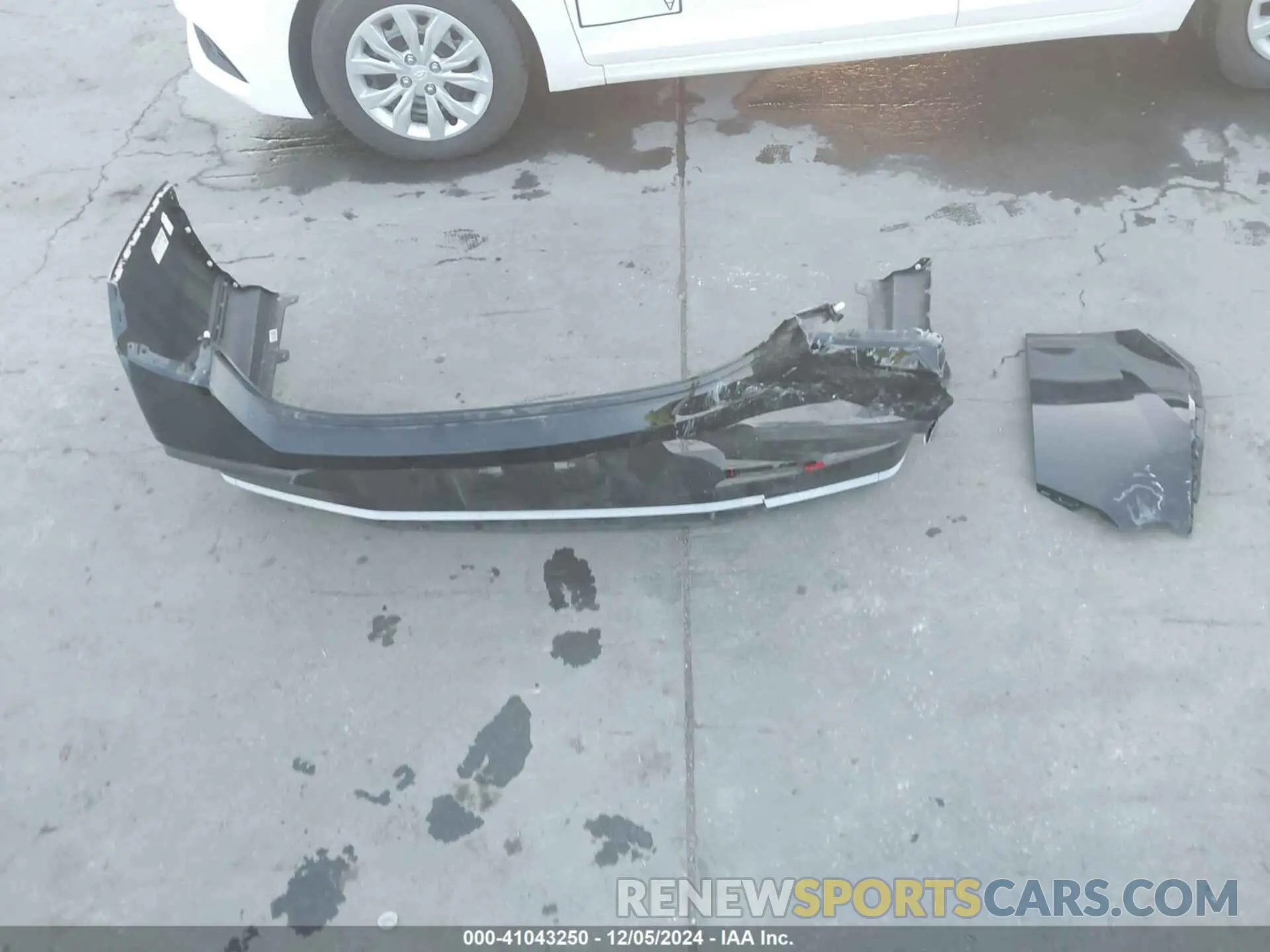 12 fotografías del automóvil dañado KMHLL4DG1RU774441 HYUNDAI ELANTRA 2024