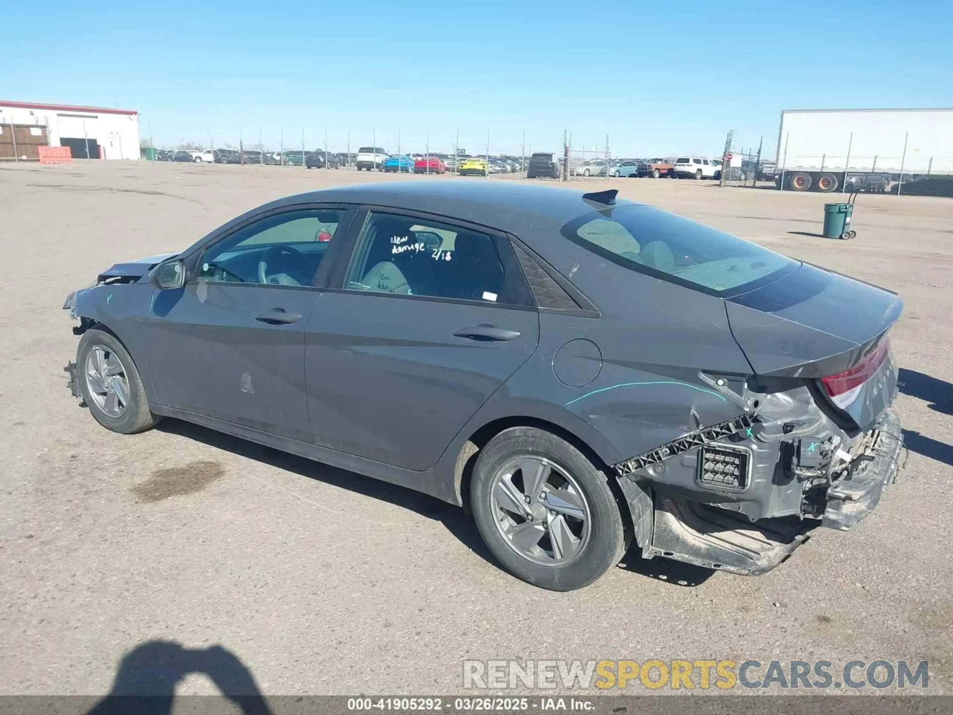 3 fotografías del automóvil dañado KMHLL4DG2RU637816 HYUNDAI ELANTRA 2024