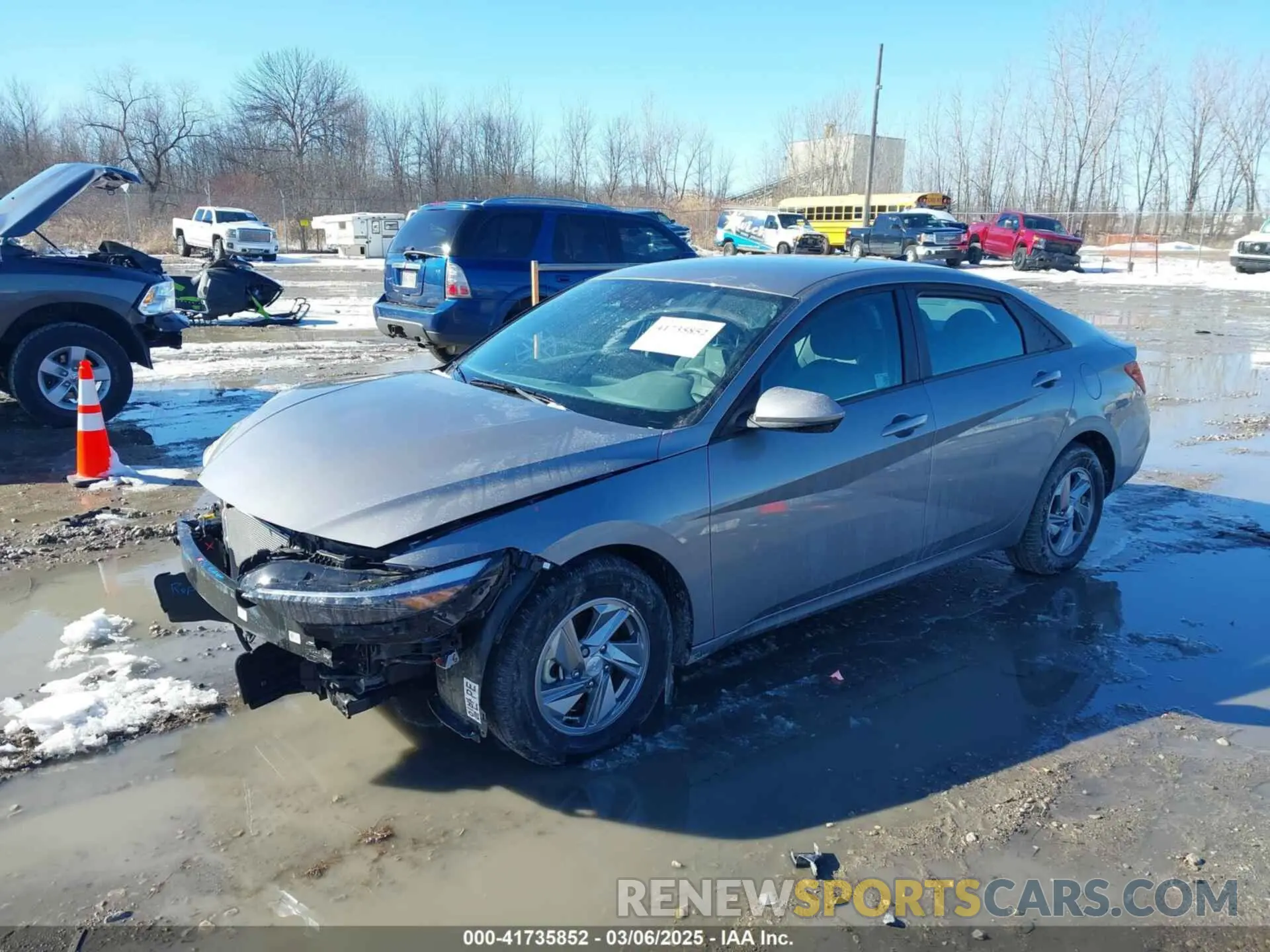 2 fotografías del automóvil dañado KMHLL4DG2RU826658 HYUNDAI ELANTRA 2024