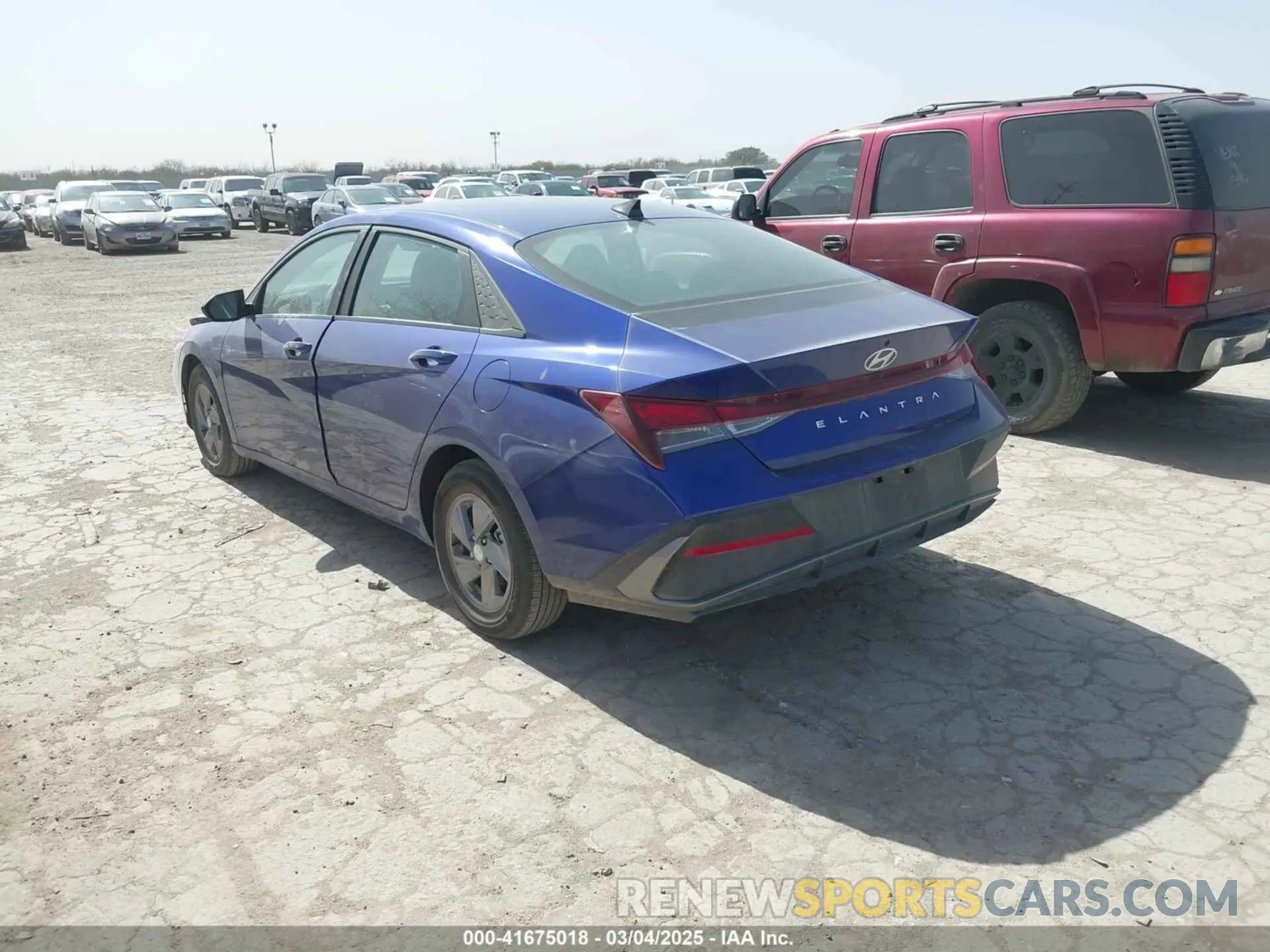 3 fotografías del automóvil dañado KMHLL4DG3RU829536 HYUNDAI ELANTRA 2024