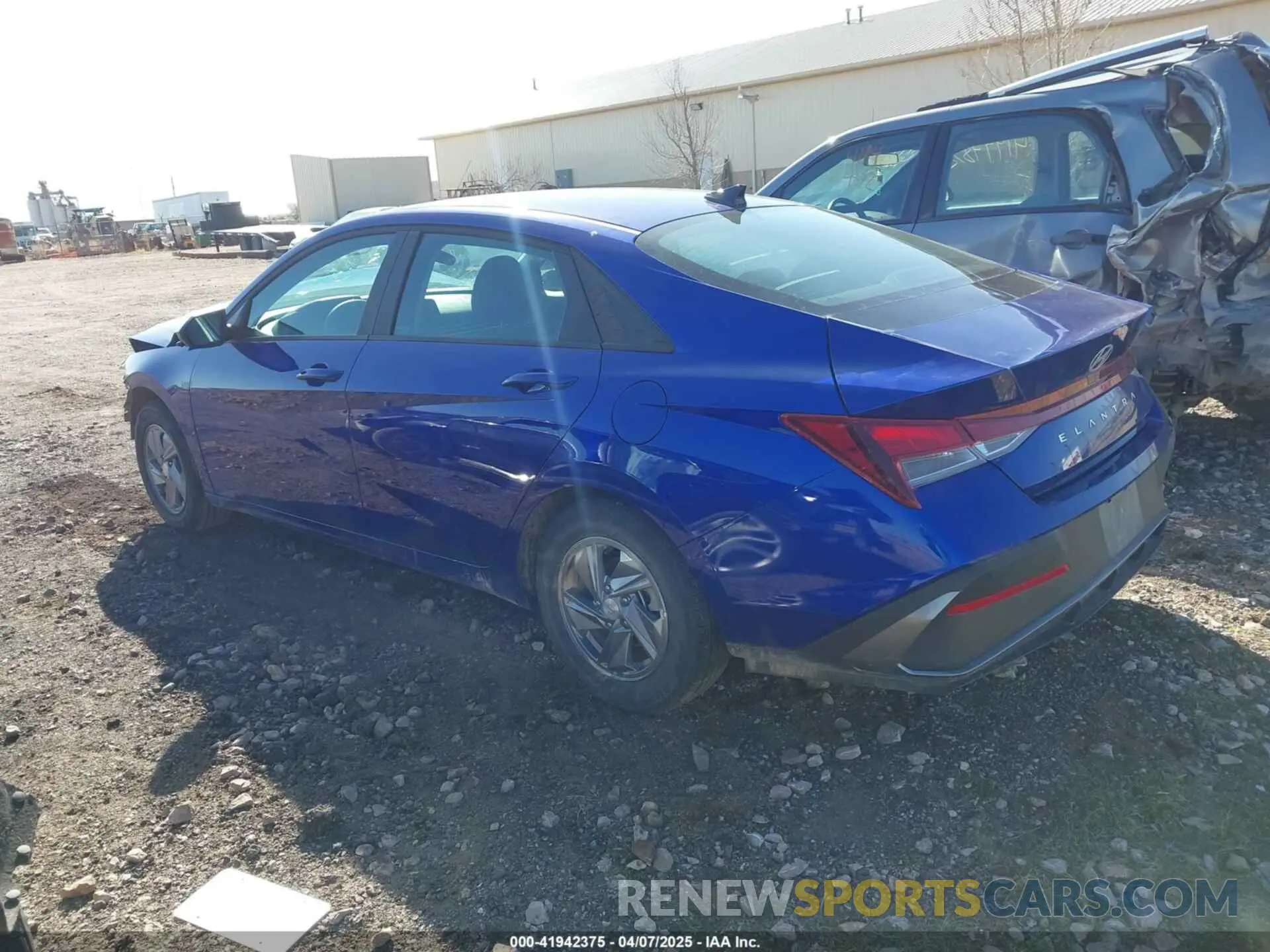 3 fotografías del automóvil dañado KMHLL4DG3RU848717 HYUNDAI ELANTRA 2024