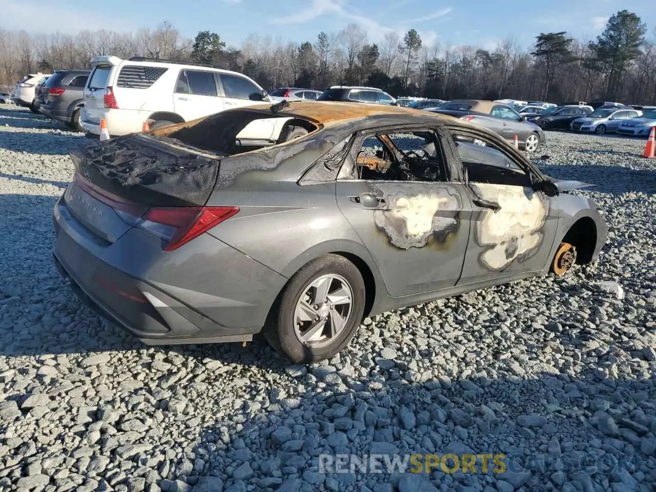 3 fotografías del automóvil dañado KMHLL4DG4RU723063 HYUNDAI ELANTRA 2024