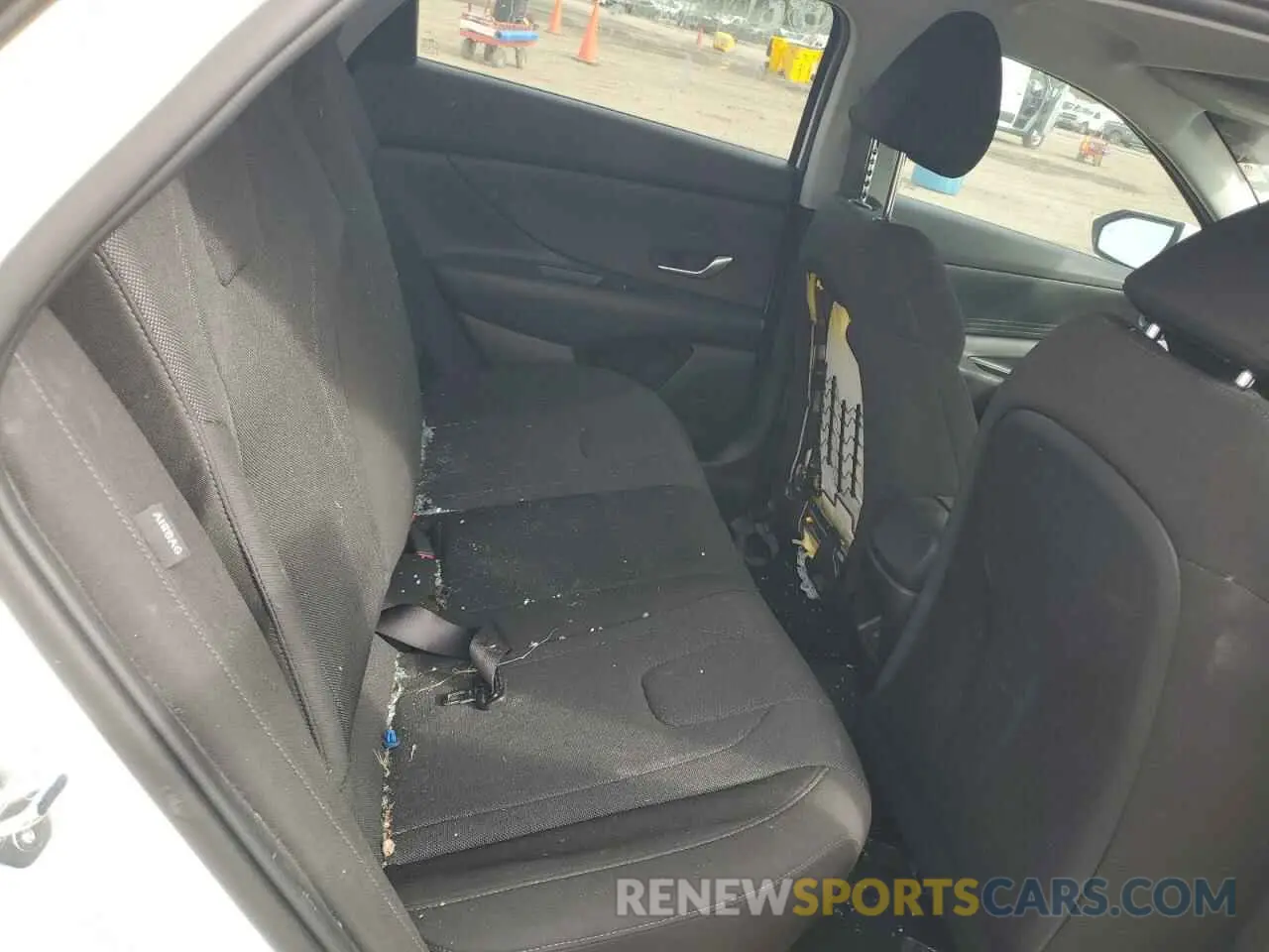 11 fotografías del automóvil dañado KMHLL4DG4RU821266 HYUNDAI ELANTRA 2024